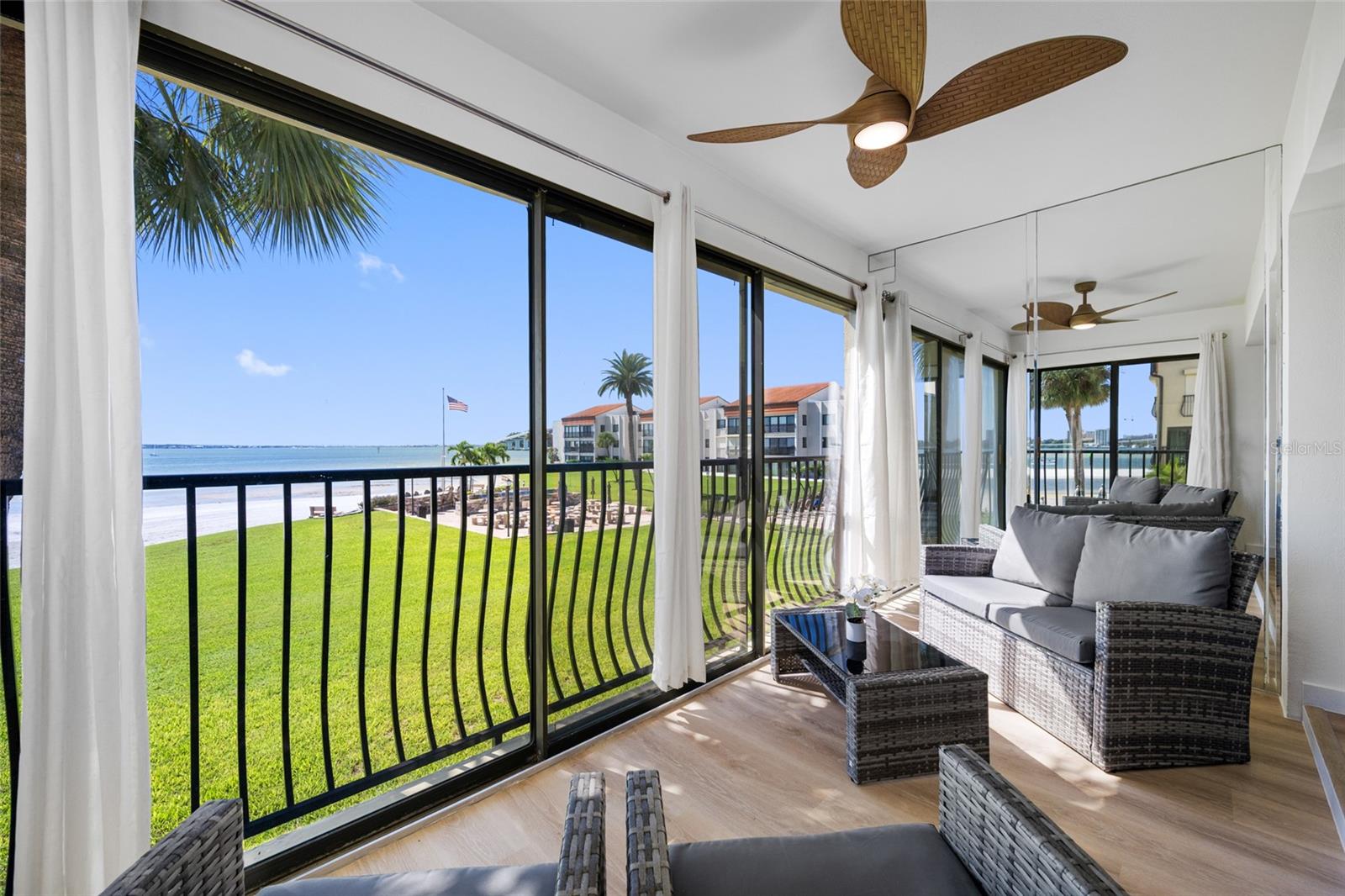 865 S GULFVIEW BOULEVARD 202
