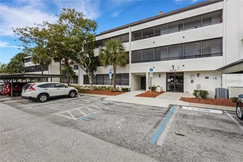 Condominium in CLEARWATER FL 2579 COUNTRYSIDE BOULEVARD.jpg