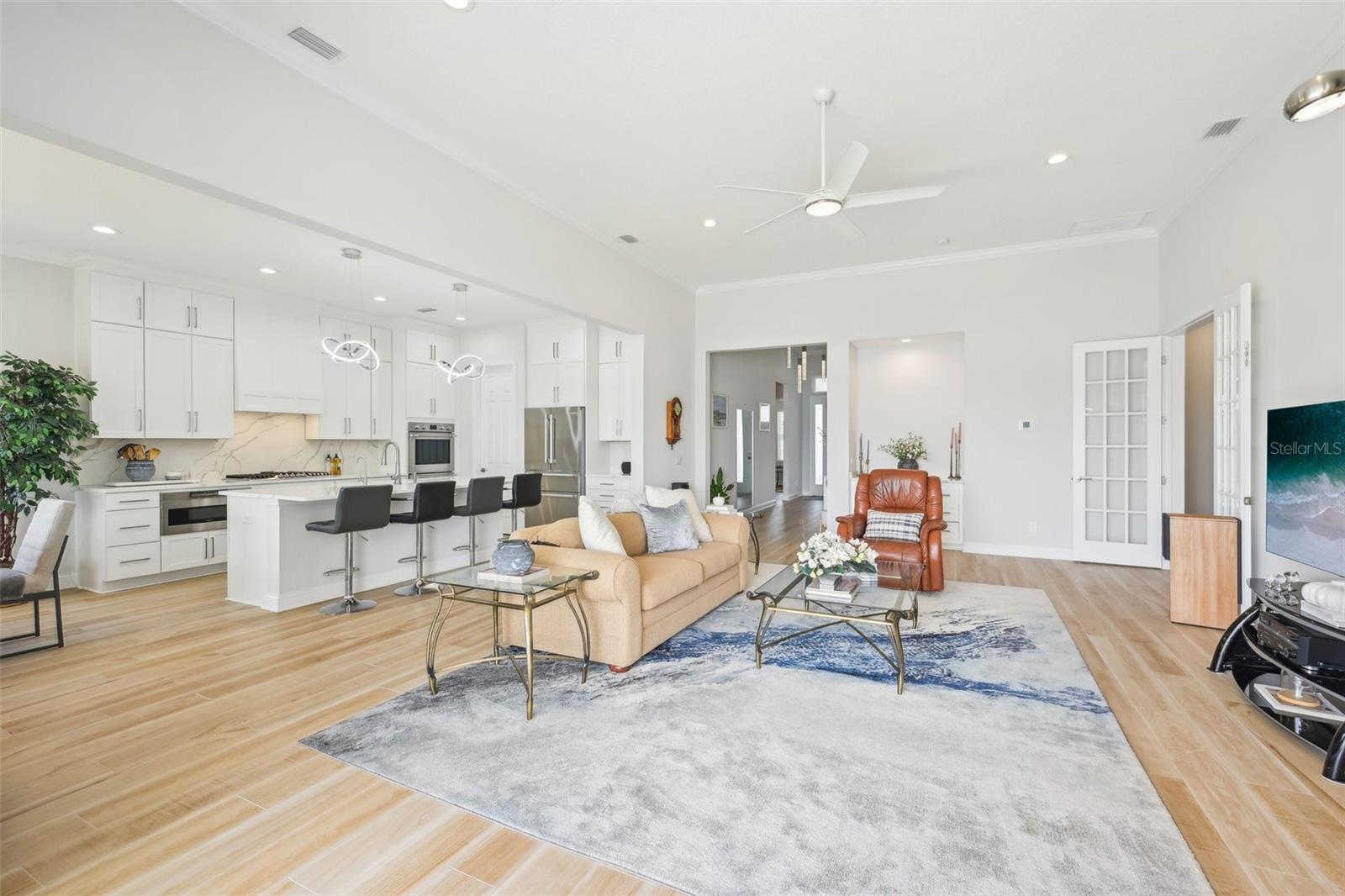 SILVER LANDING - Residential