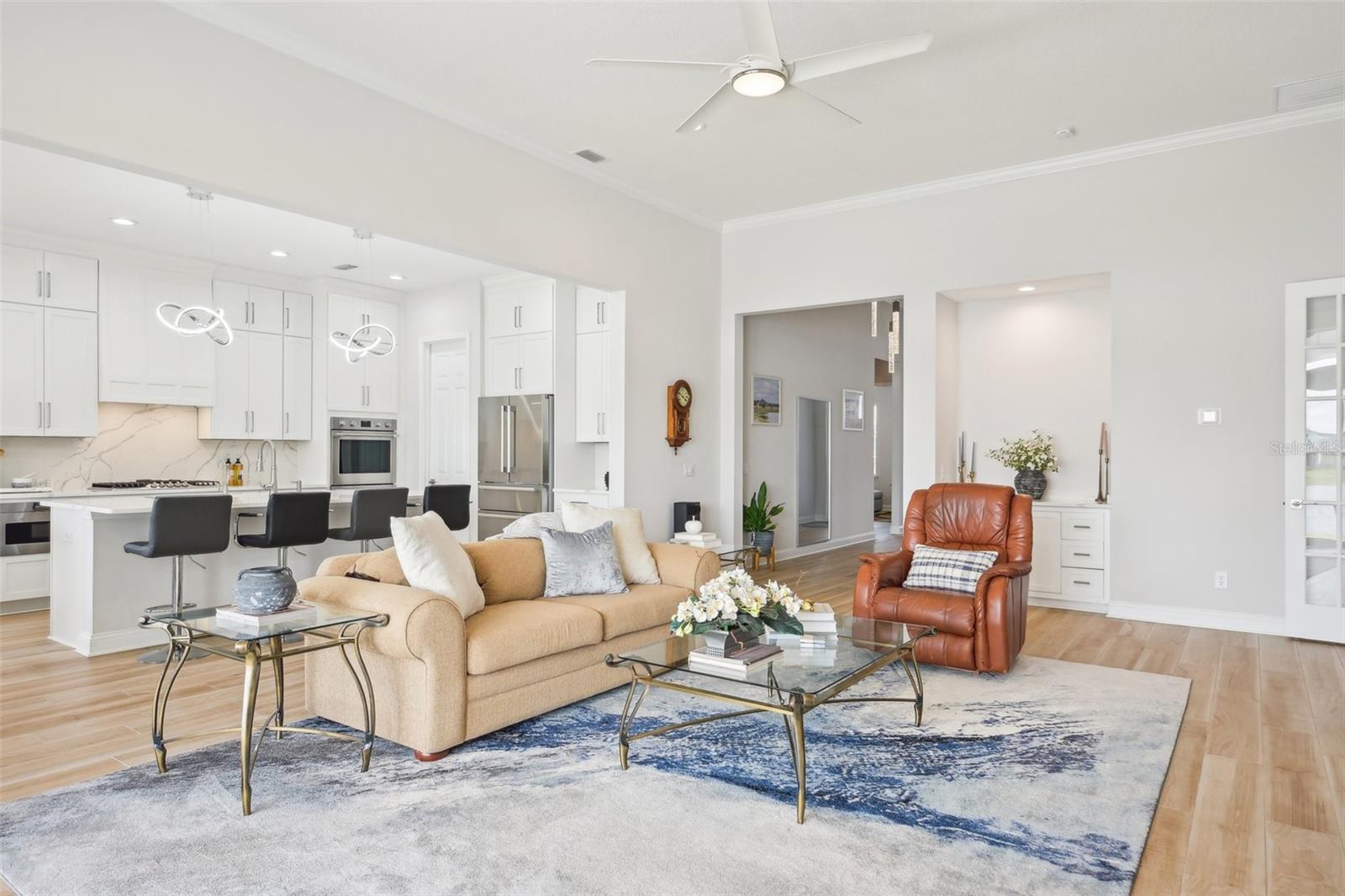 SILVER LANDING - Residential