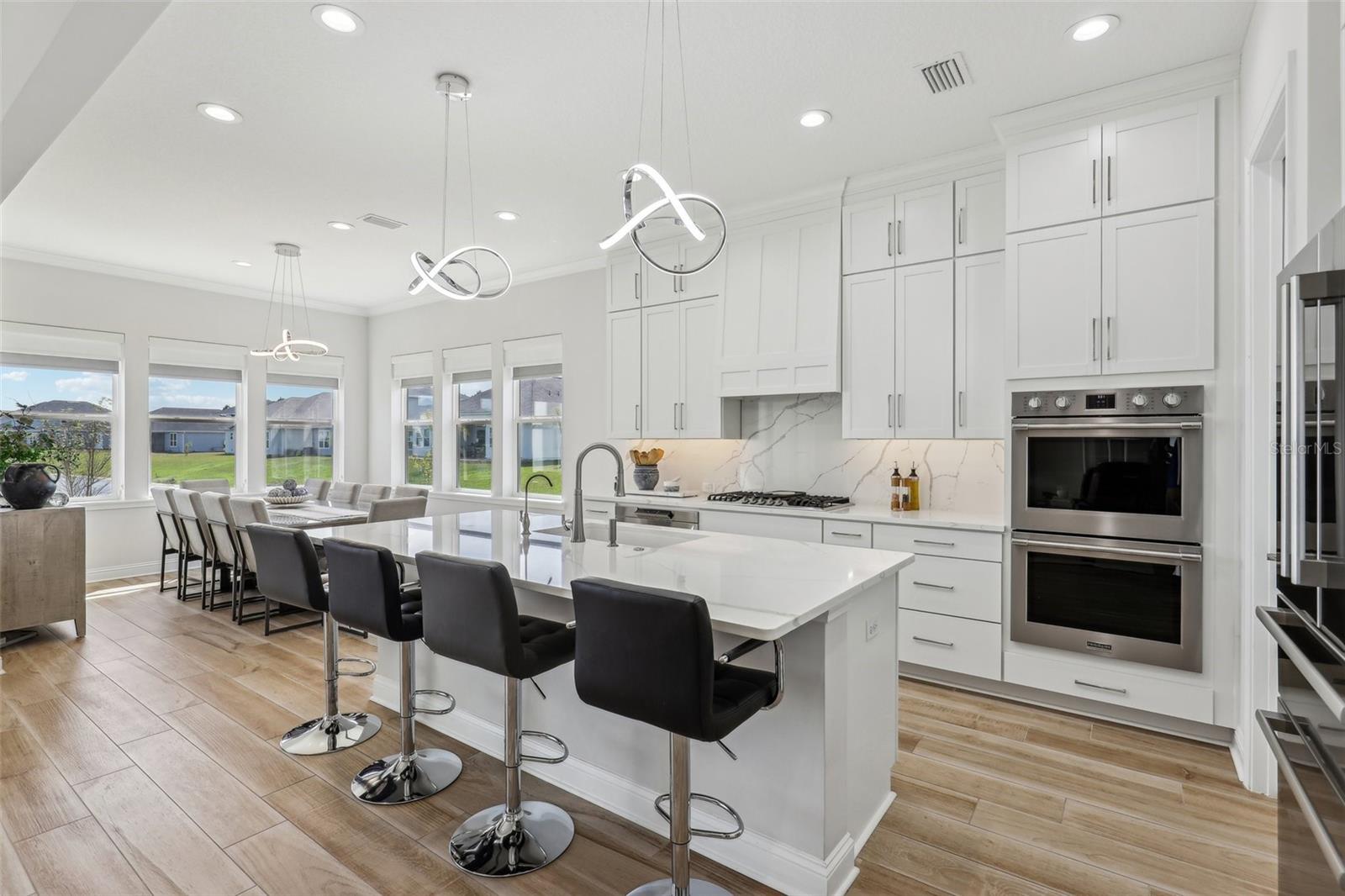 SILVER LANDING - Residential