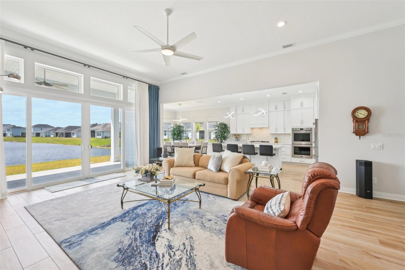 SILVER LANDING - Residential