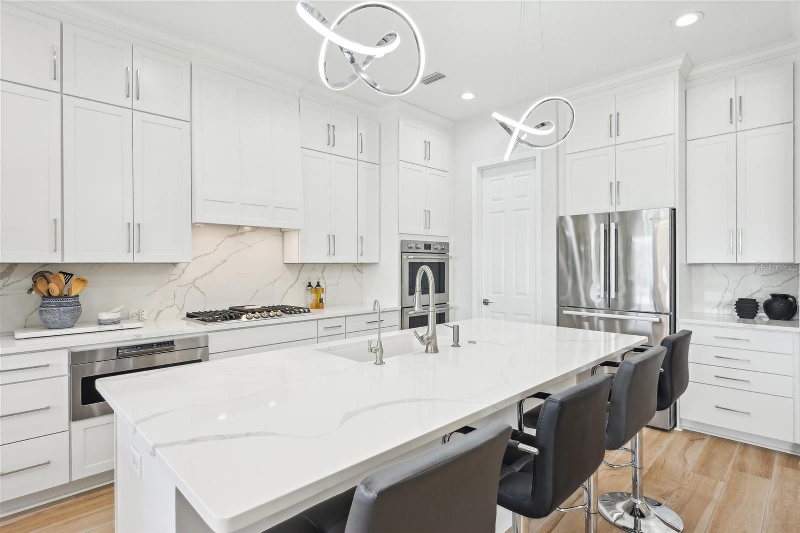 SILVER LANDING - Residential