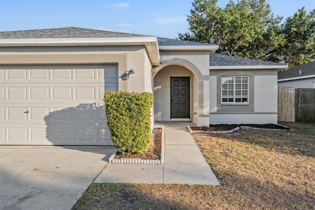 Photo of 12121 Feldwood Creek Lane, Riverview, FL 33569 (MLS # TB8504324)