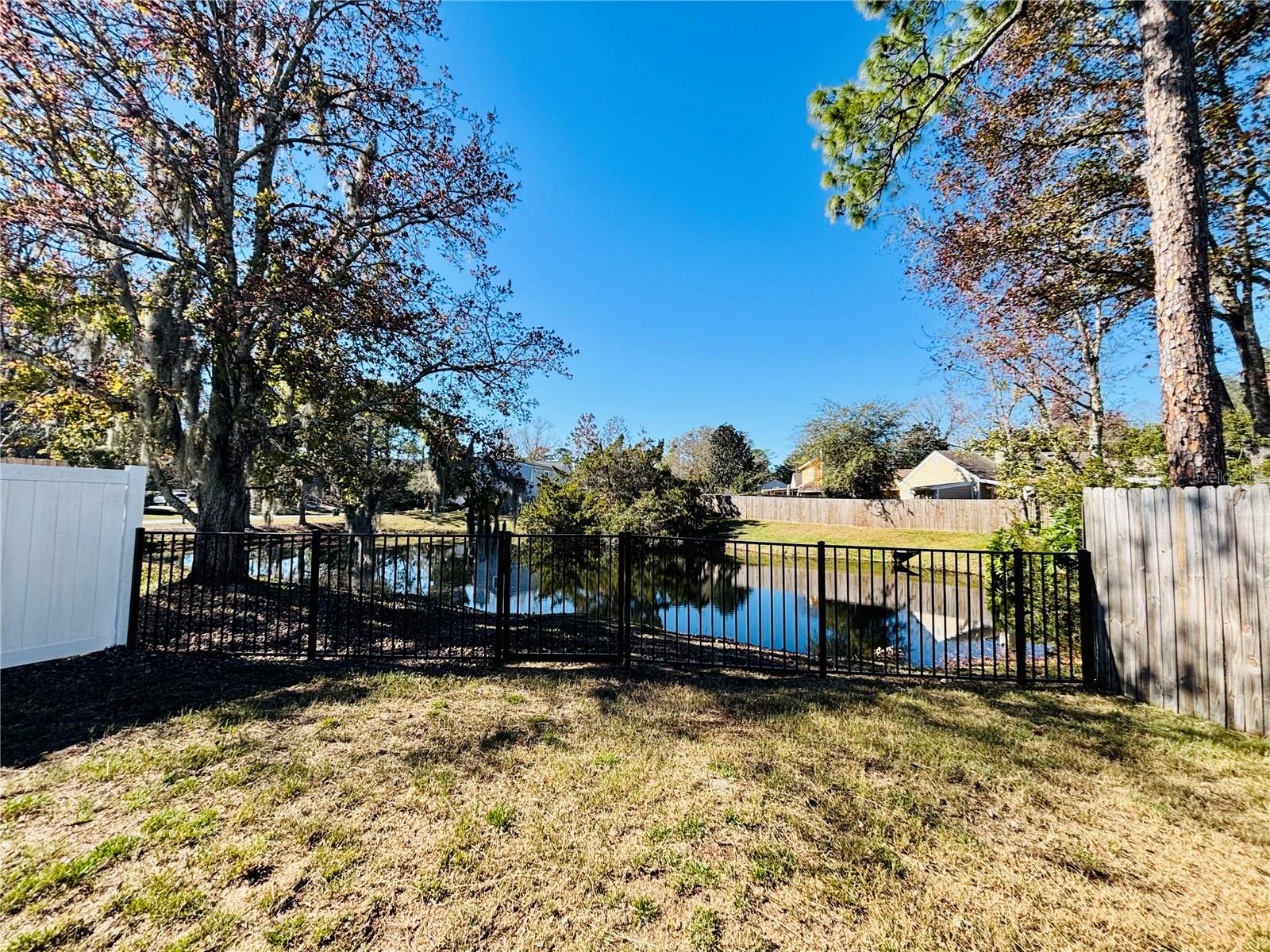 THE WOODS - Residential