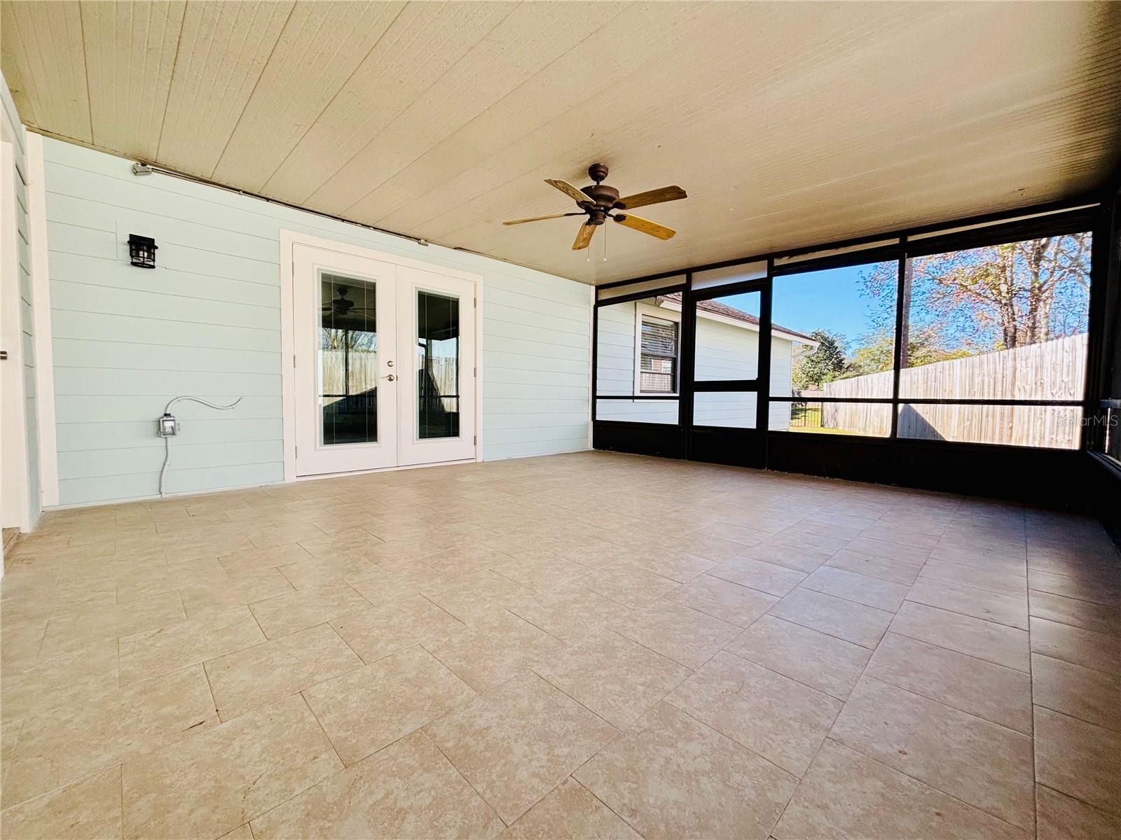 THE WOODS - Residential