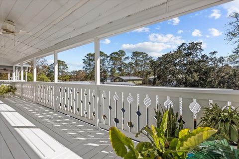 A home in SUWANNEE