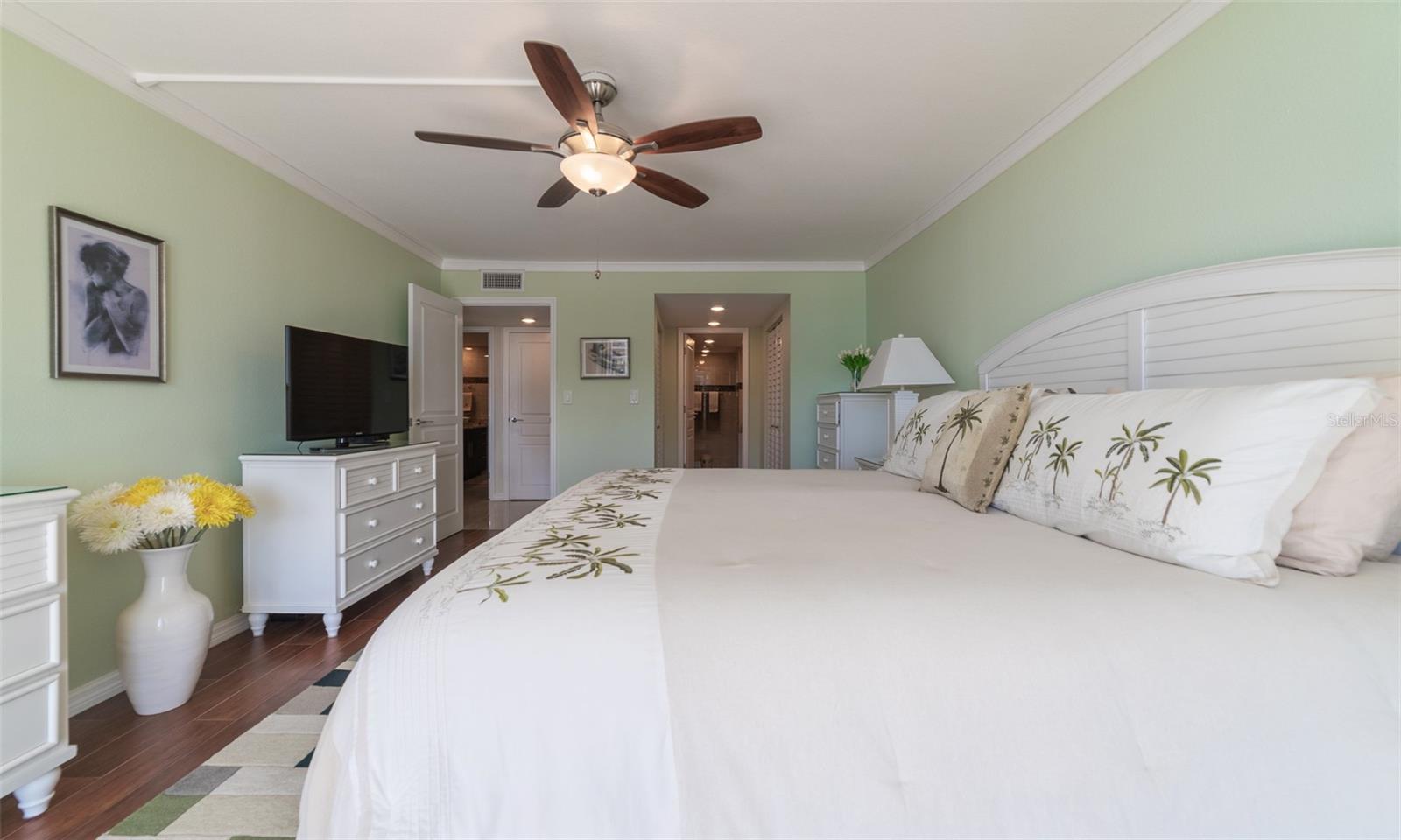 SAND KEY CONDO-SOUTH BEACH 1460 - Residential