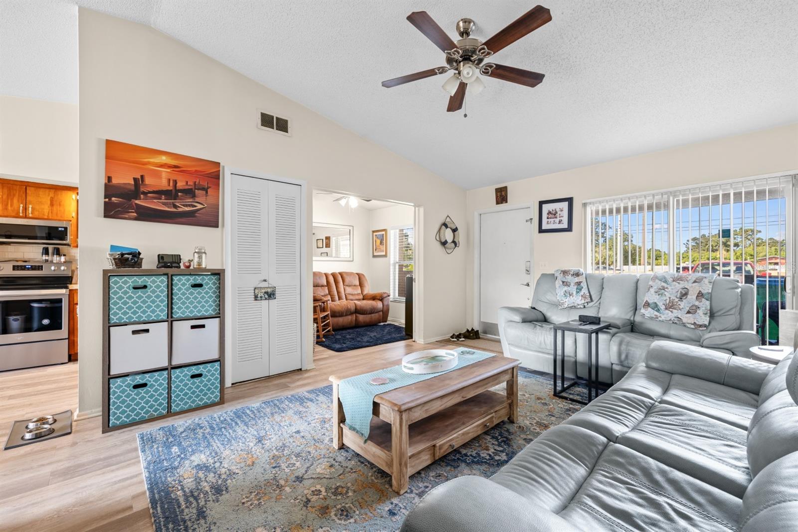 BENT TREE - Residential