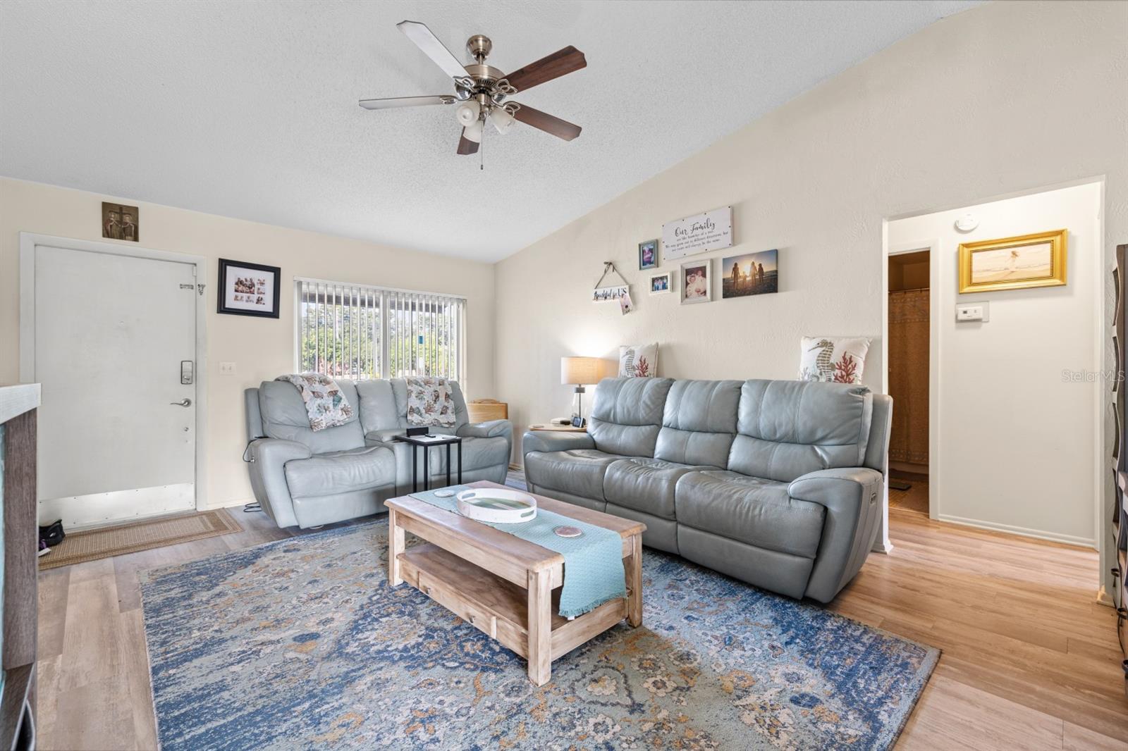 BENT TREE - Residential