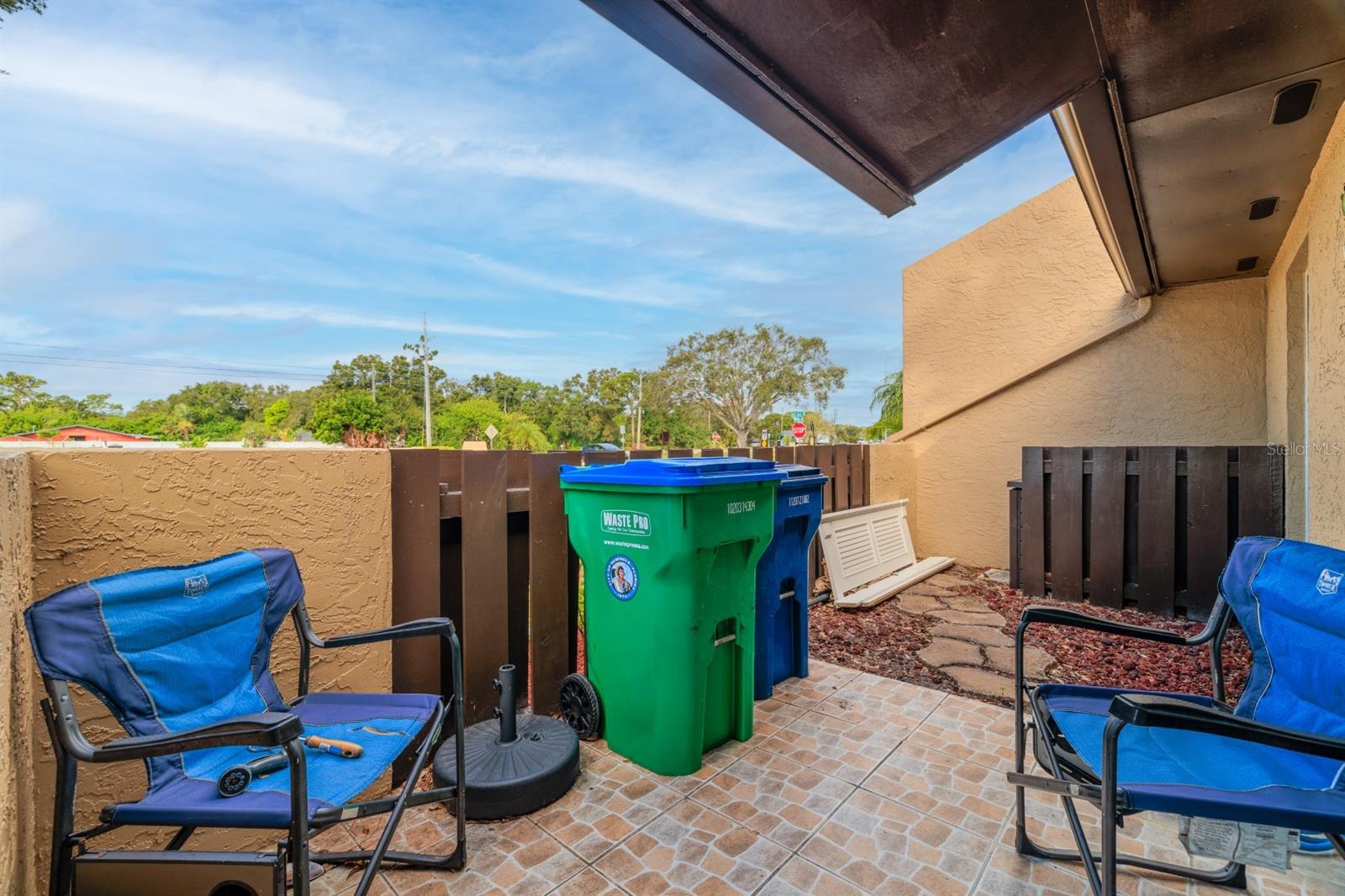 BENT TREE - Residential