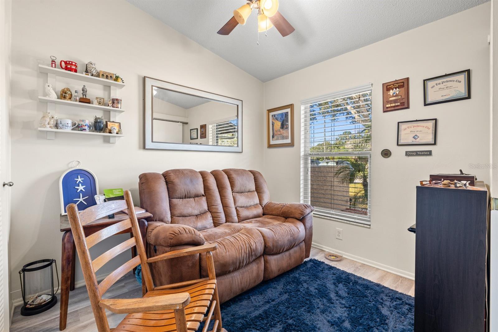 BENT TREE - Residential