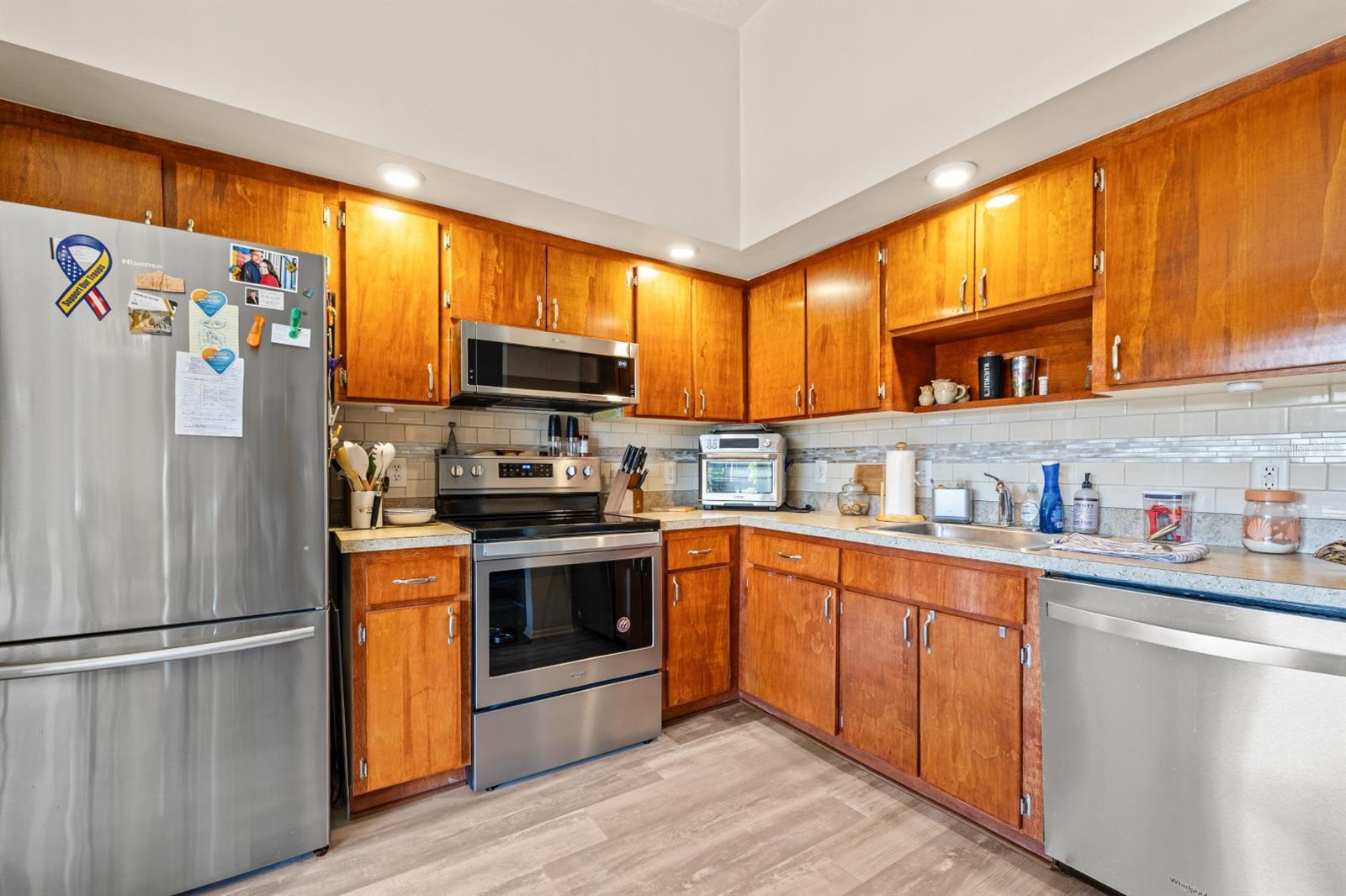 BENT TREE - Residential