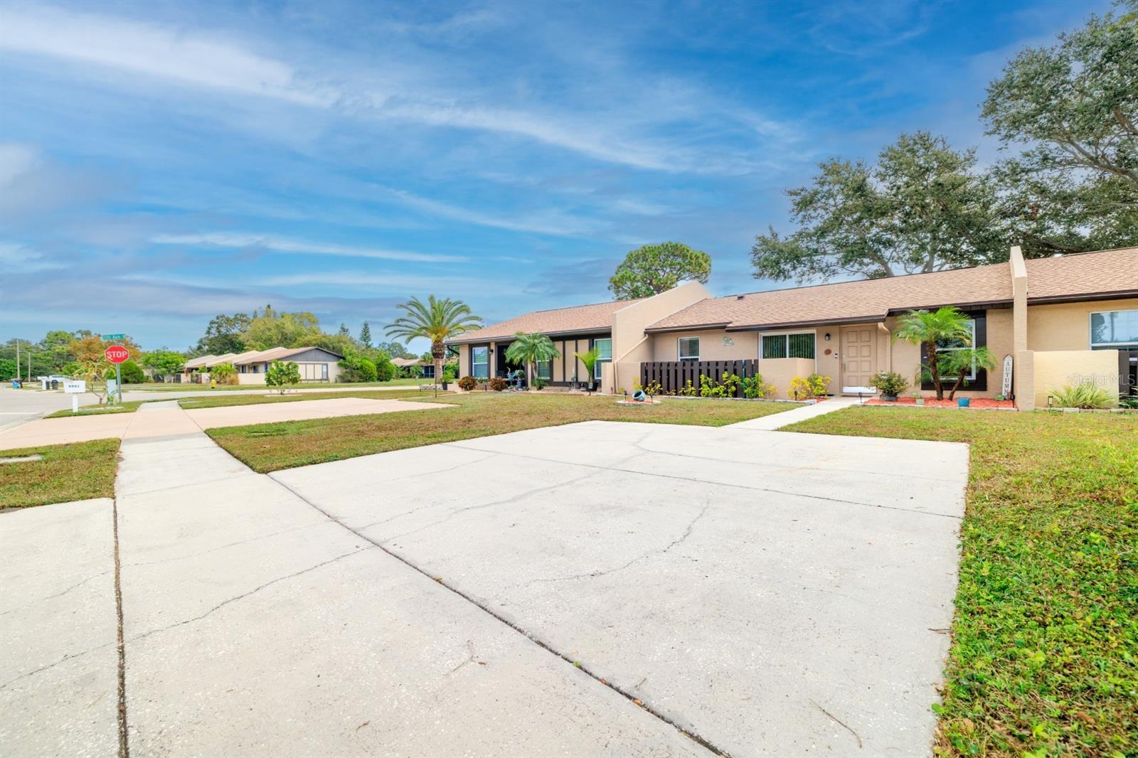 BENT TREE - Residential