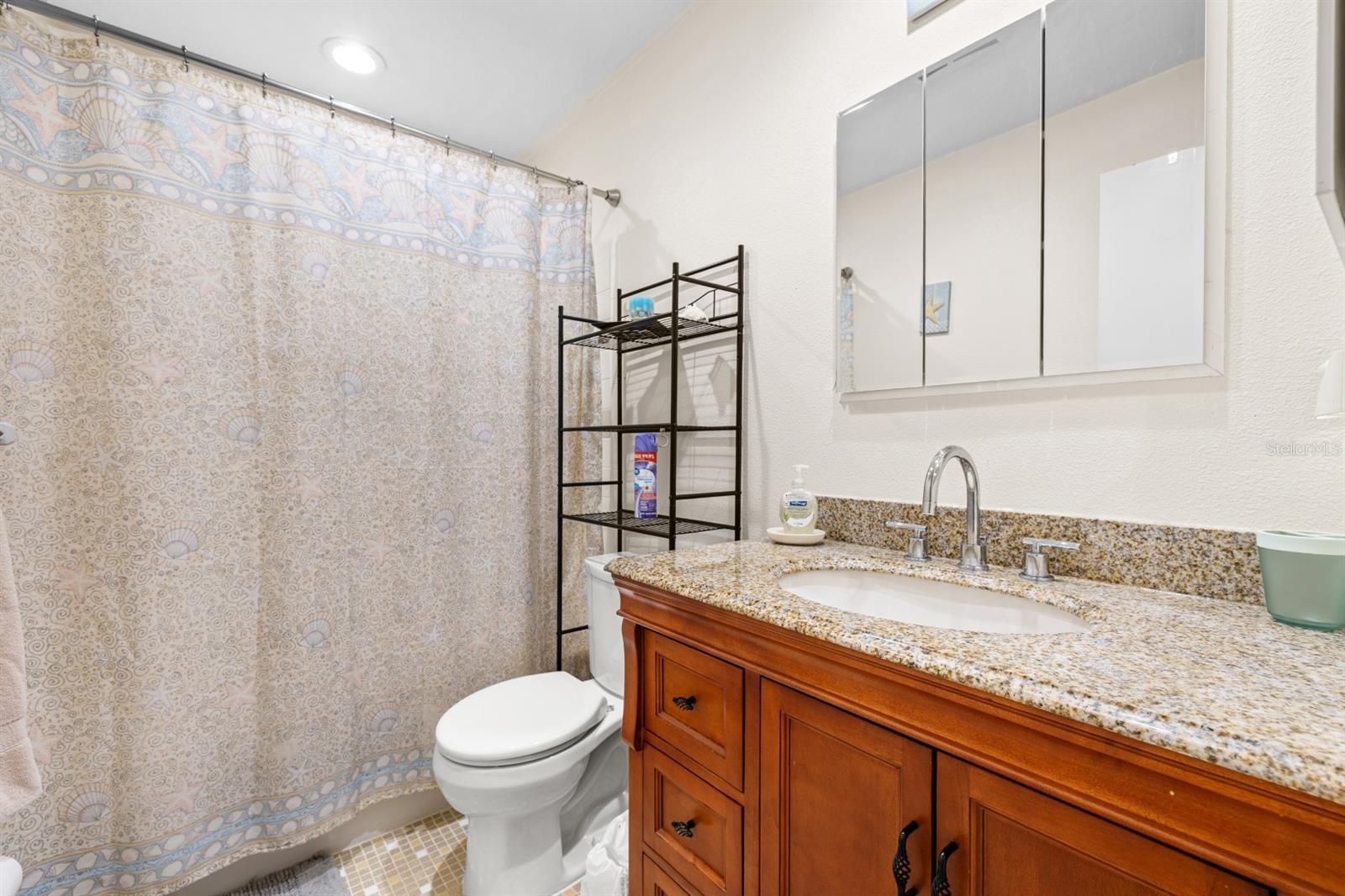 BENT TREE - Residential