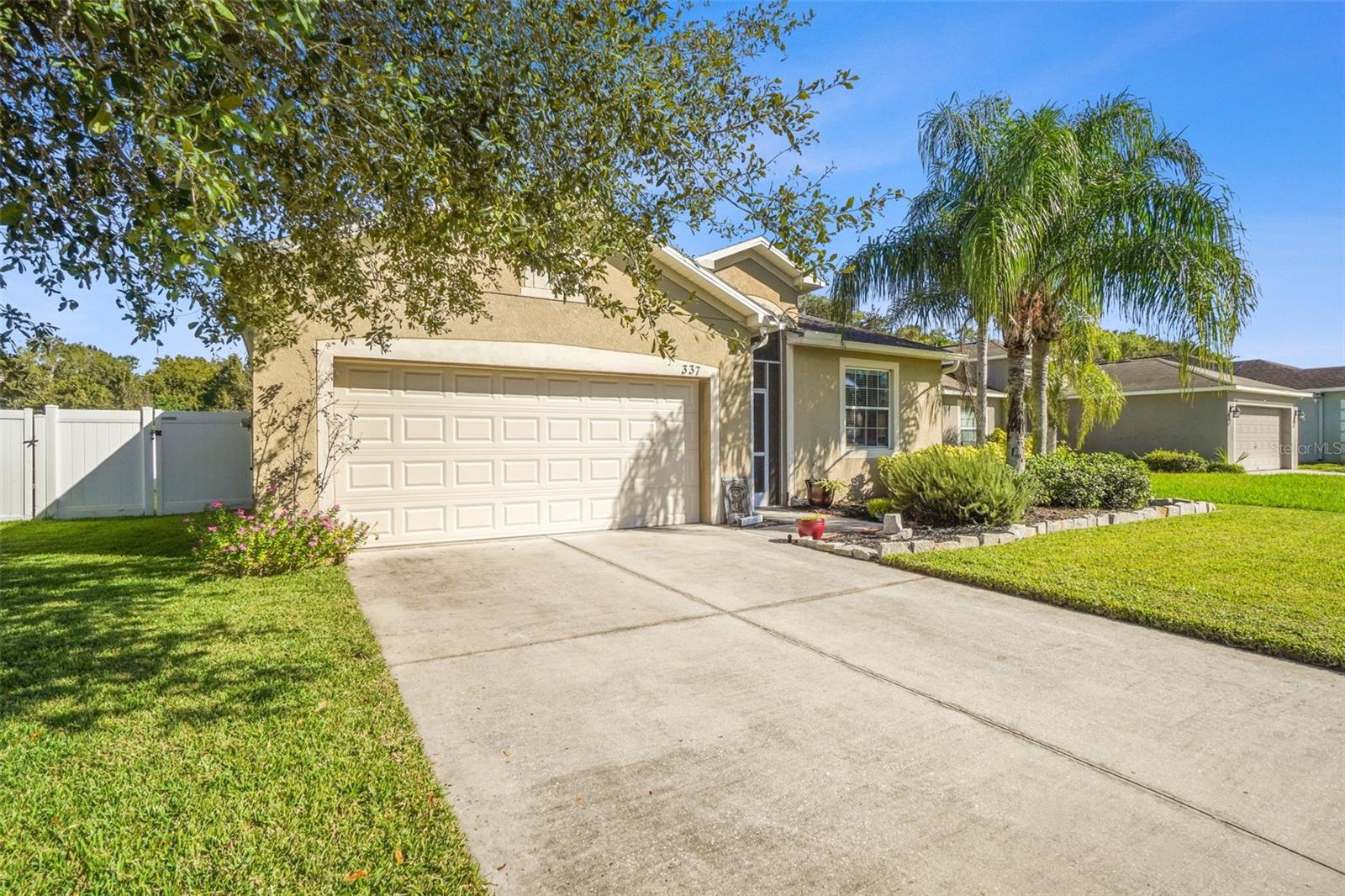 337 BELLA ROSA CIRCLE