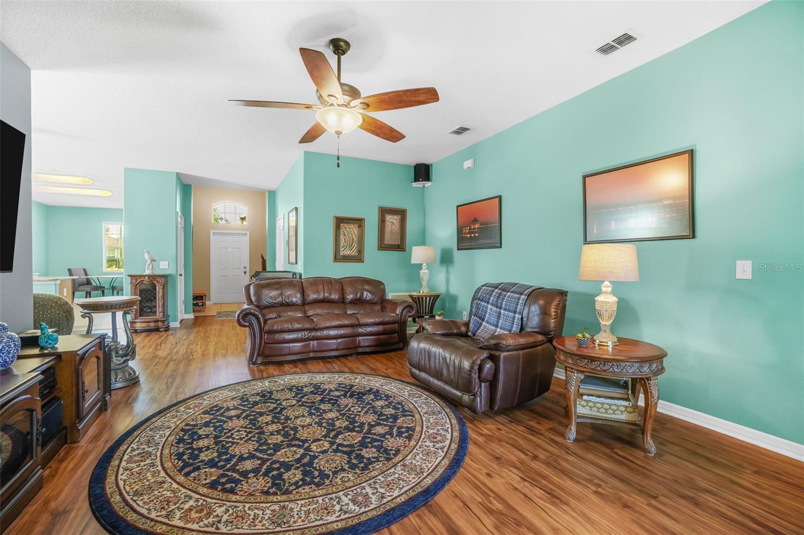 337 BELLA ROSA CIRCLE