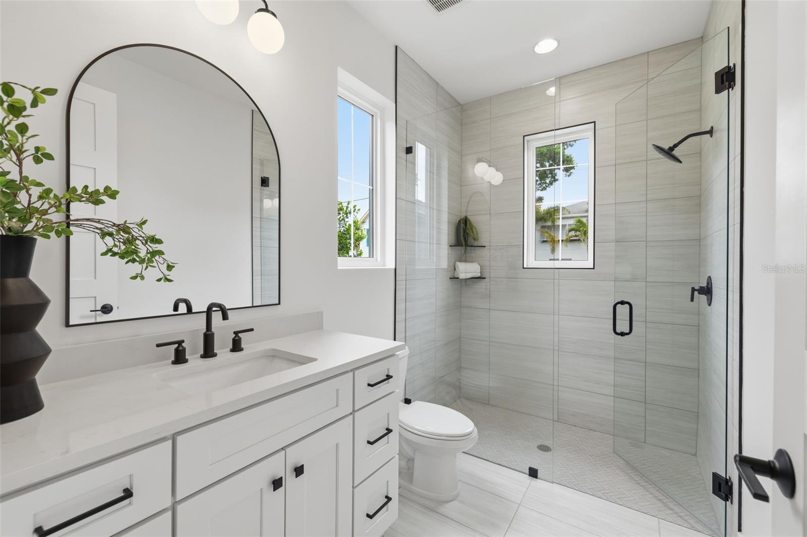 ALBANY WALK TOWNHOMES - Residential