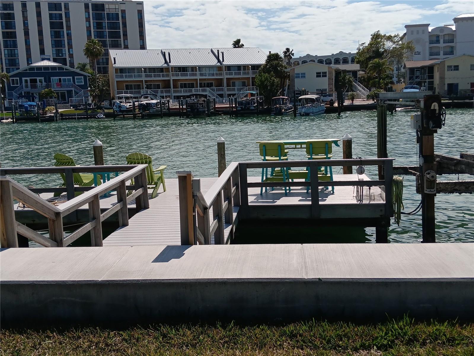 ISLAND VIEW CONDO - Residential