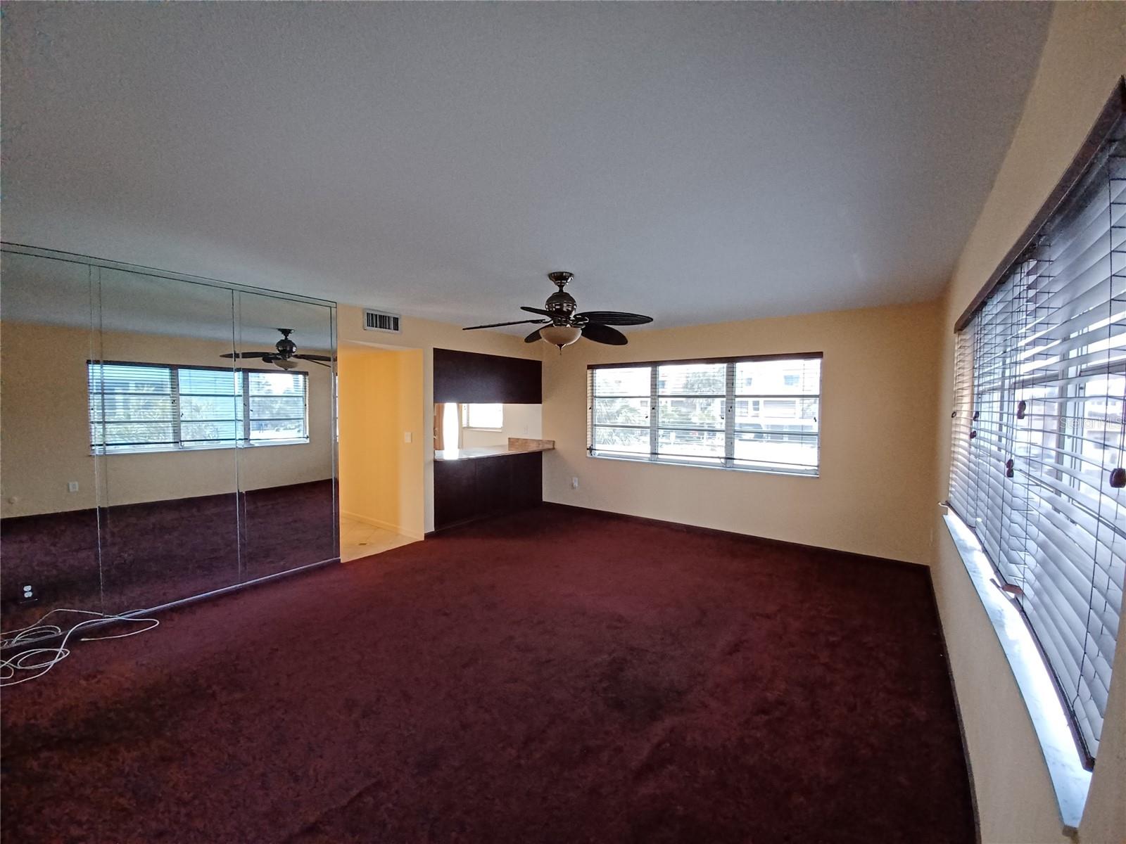 ISLAND VIEW CONDO - Residential