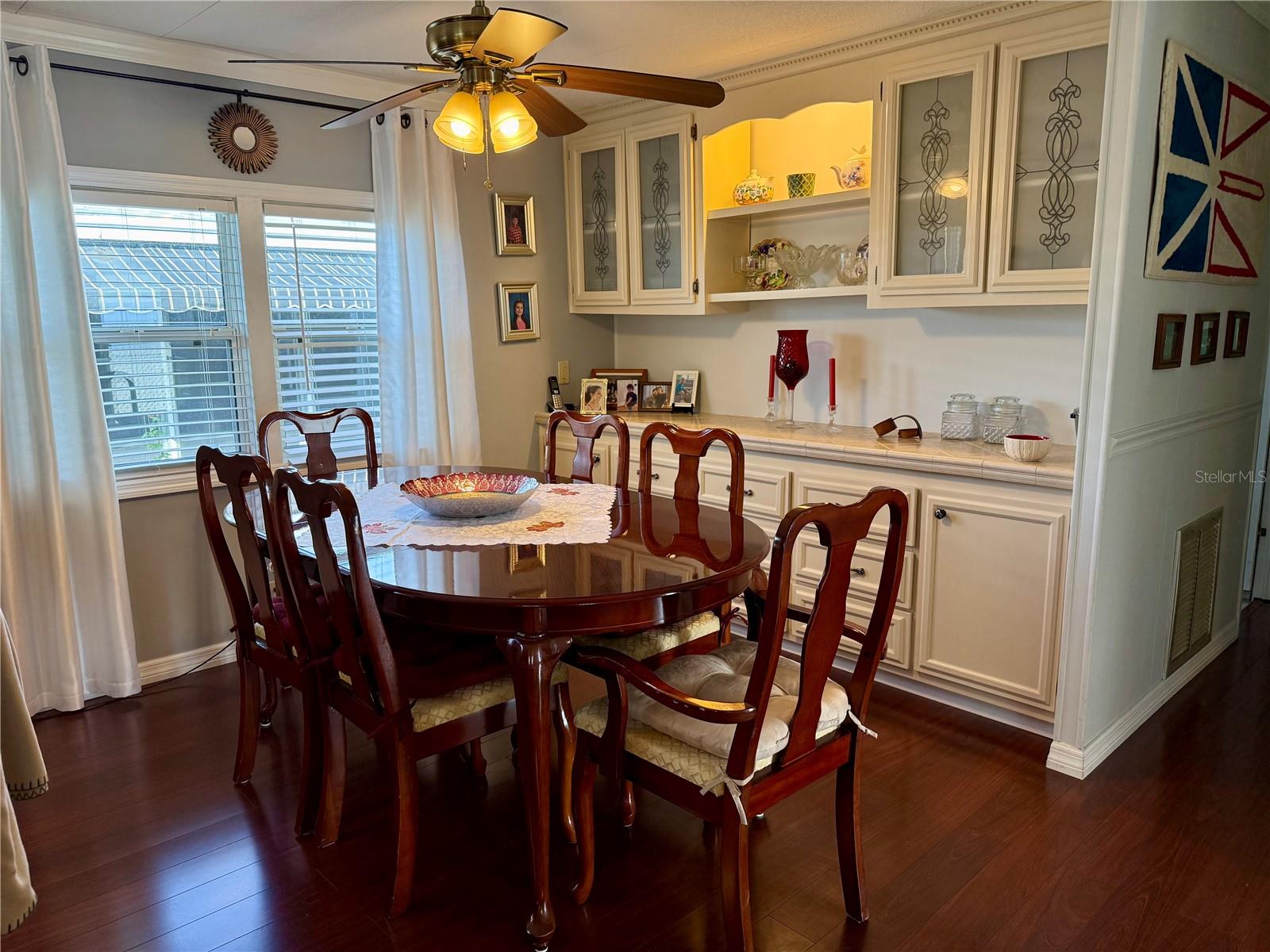 SUNSET PALMS UNREC - Residential