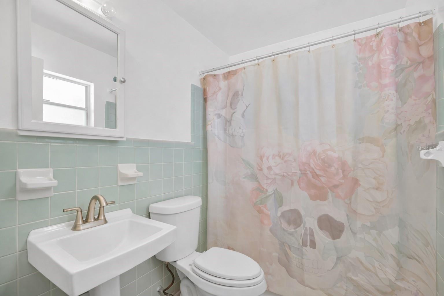 PINE ACRES SUB - Residential Income