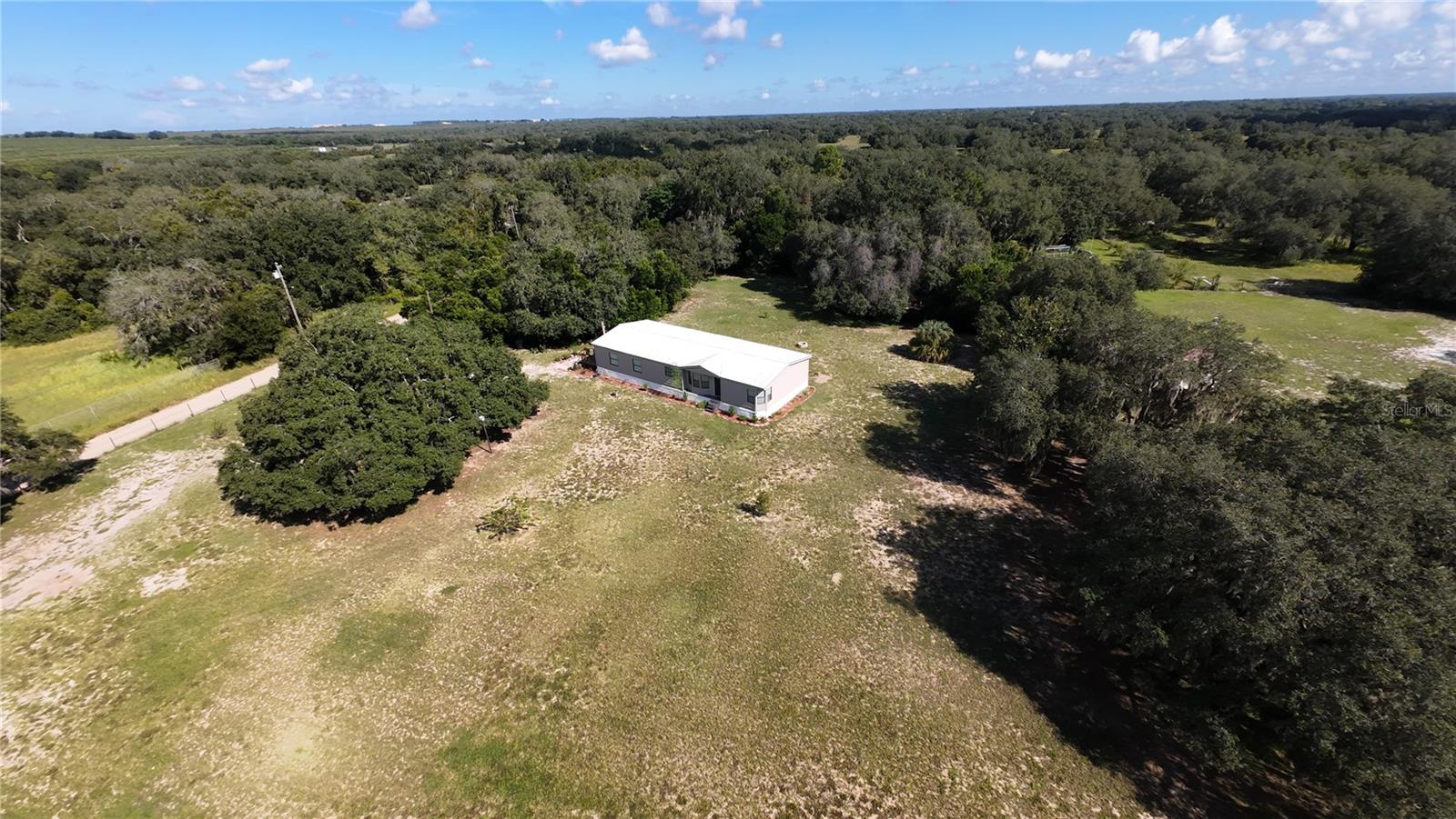 2242 FOX RUN LANE