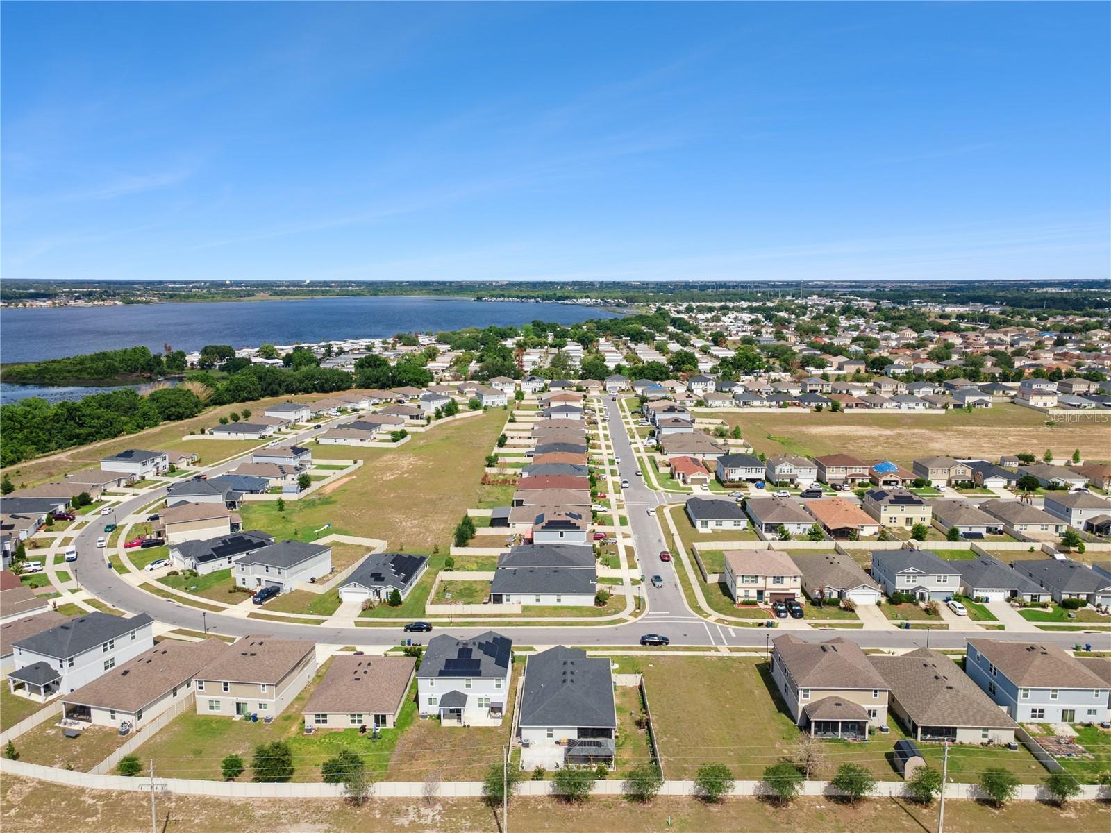LAKE LUCURNE - Residential