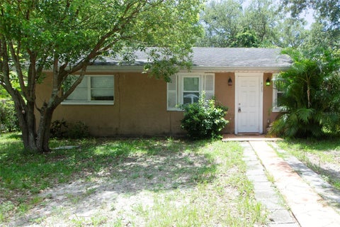 Property photo of 425 7th Avenue Ne, Largo, FL 33770