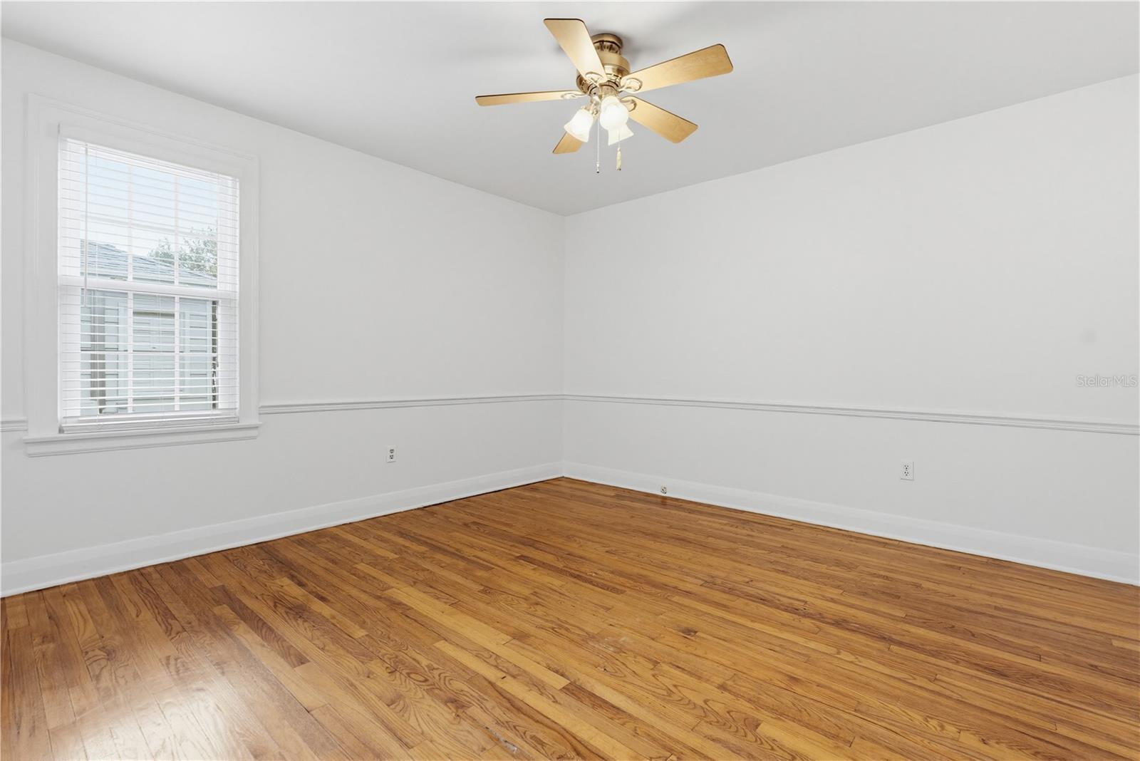 GRAY GABLES - Residential