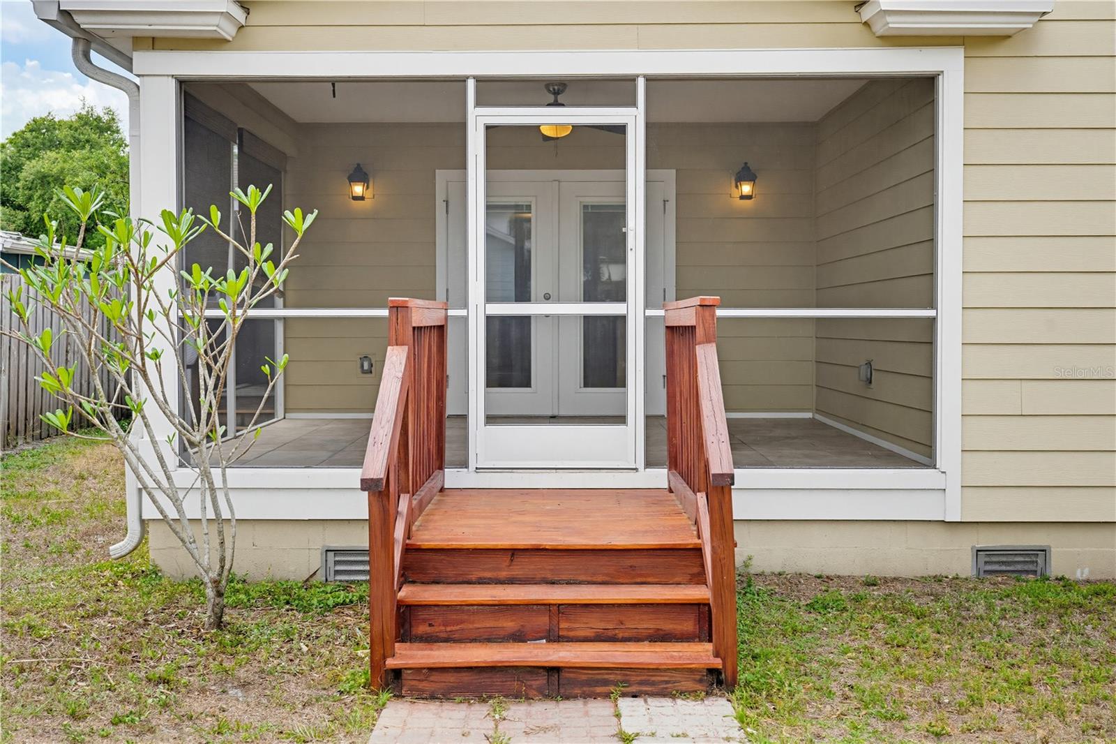 GRAY GABLES - Residential