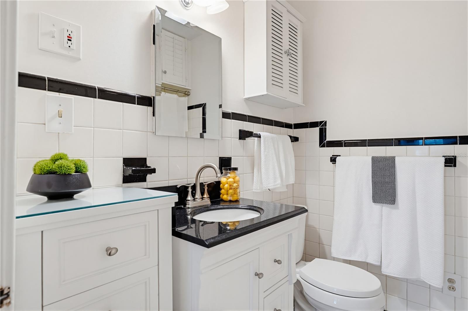 GRAY GABLES - Residential