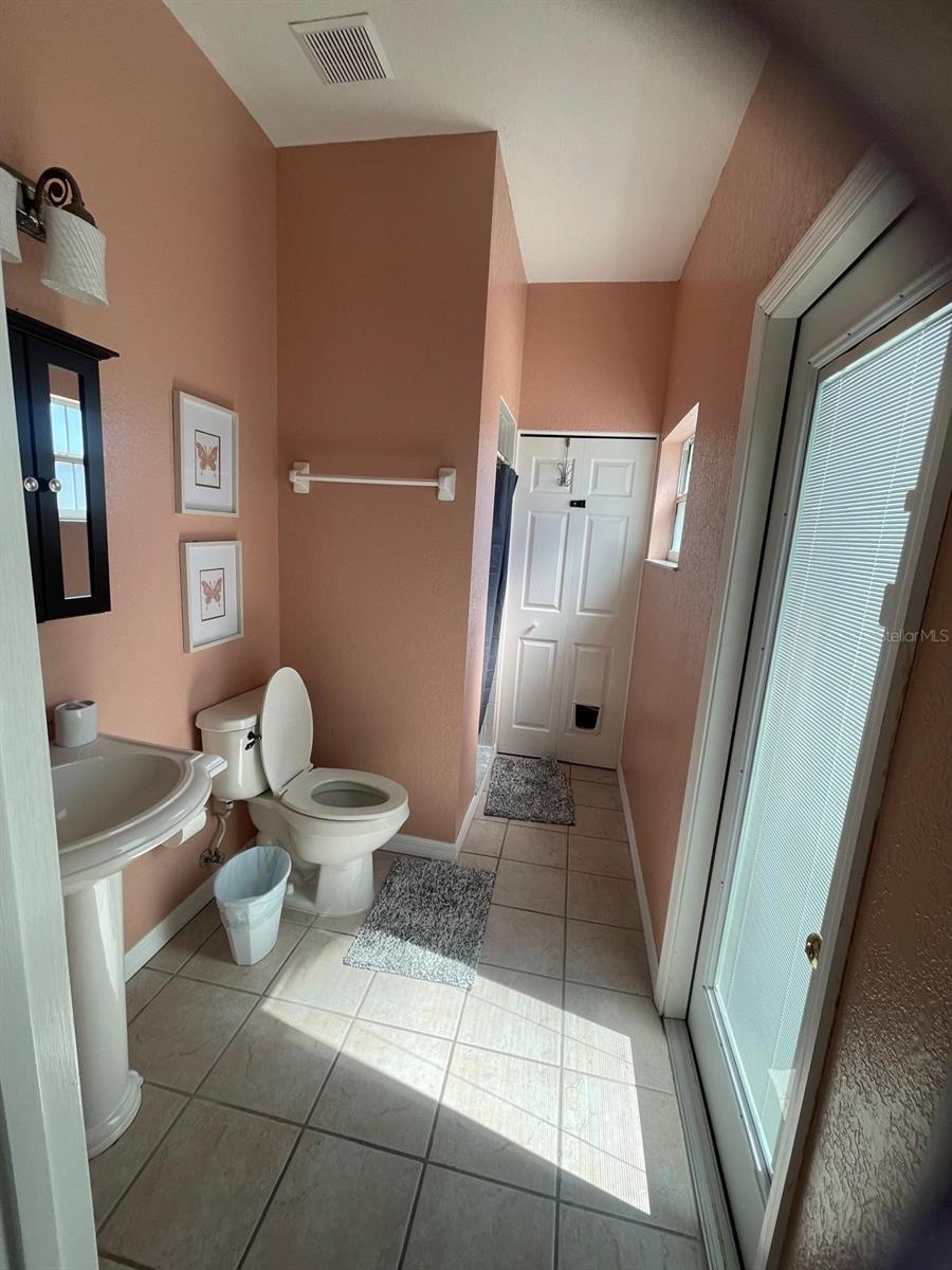 WEDGEWOOD GOLF & COUNTRY CLUB PH 01 - Residential