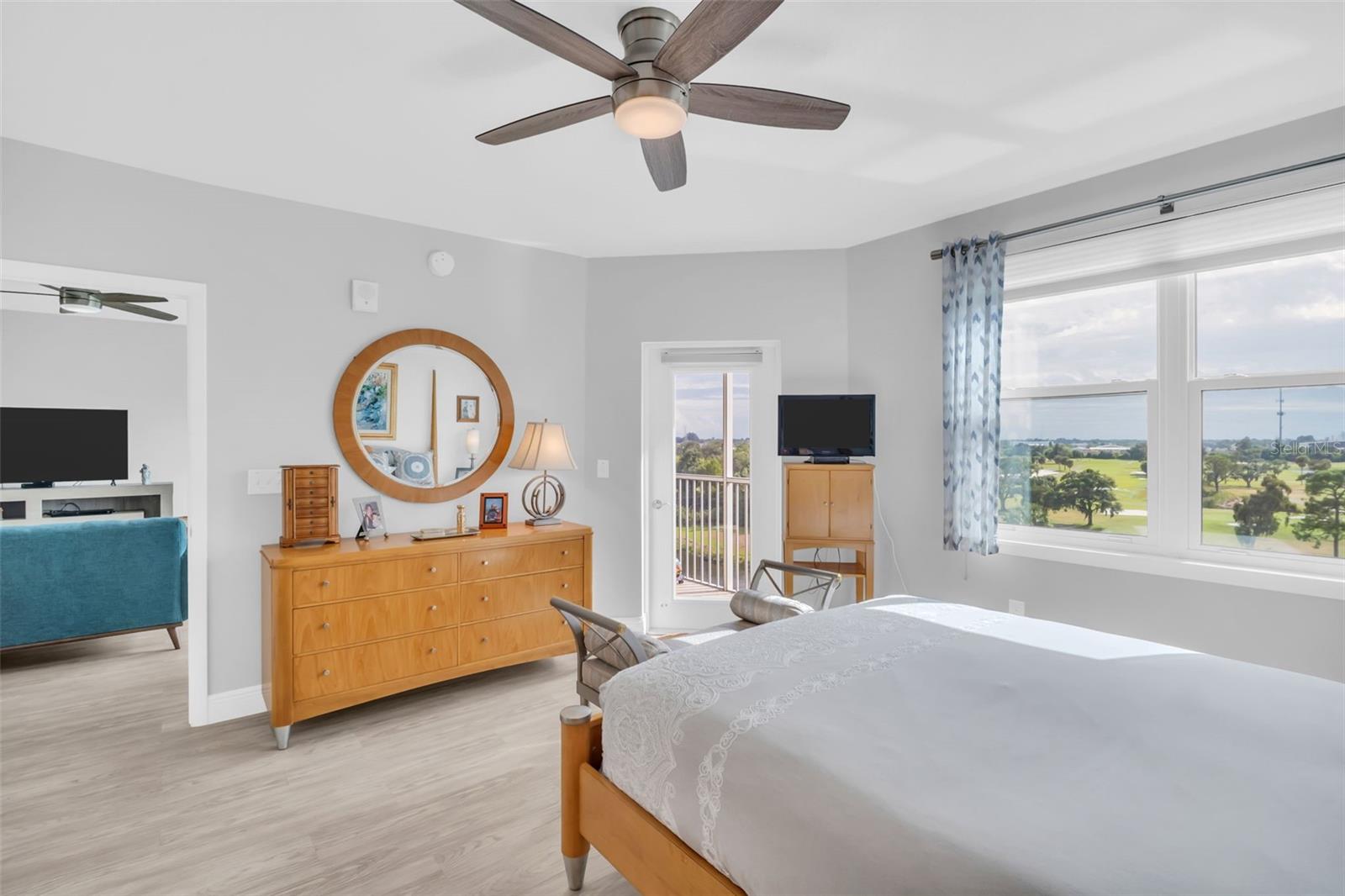 GOLF LAKE CONDO 7 AT EAST BAY - Residential