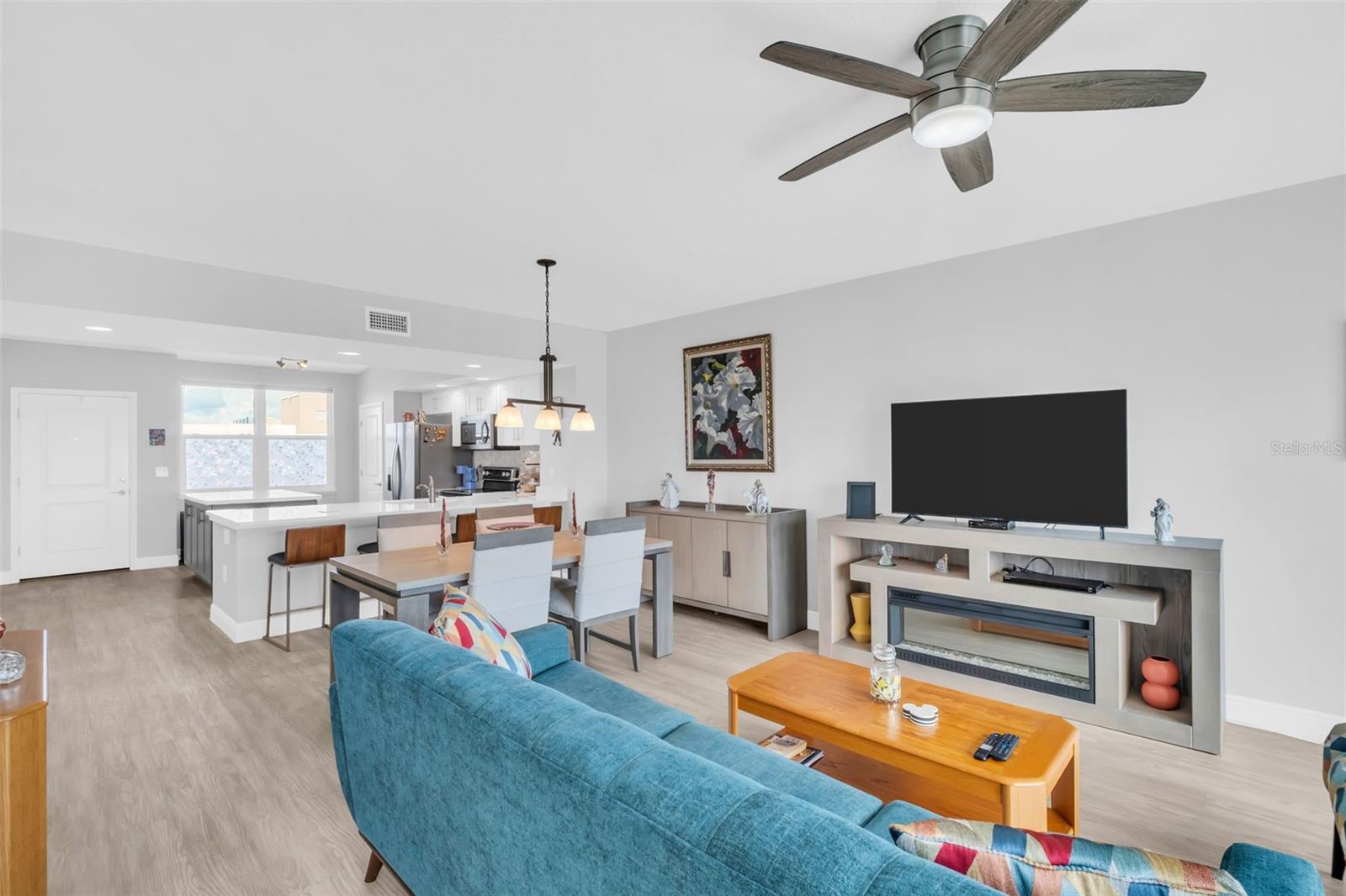 GOLF LAKE CONDO 7 AT EAST BAY - Residential