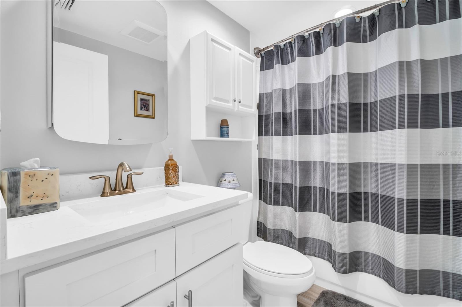 GOLF LAKE CONDO 7 AT EAST BAY - Residential