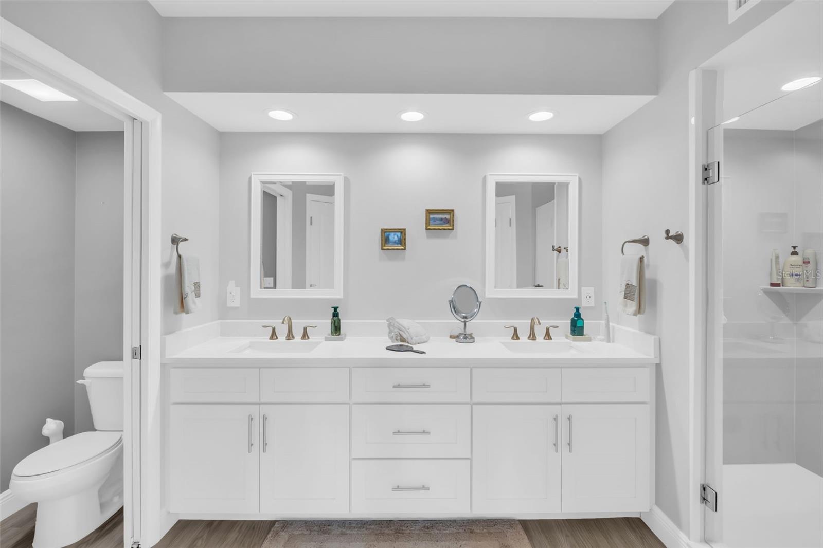 GOLF LAKE CONDO 7 AT EAST BAY - Residential