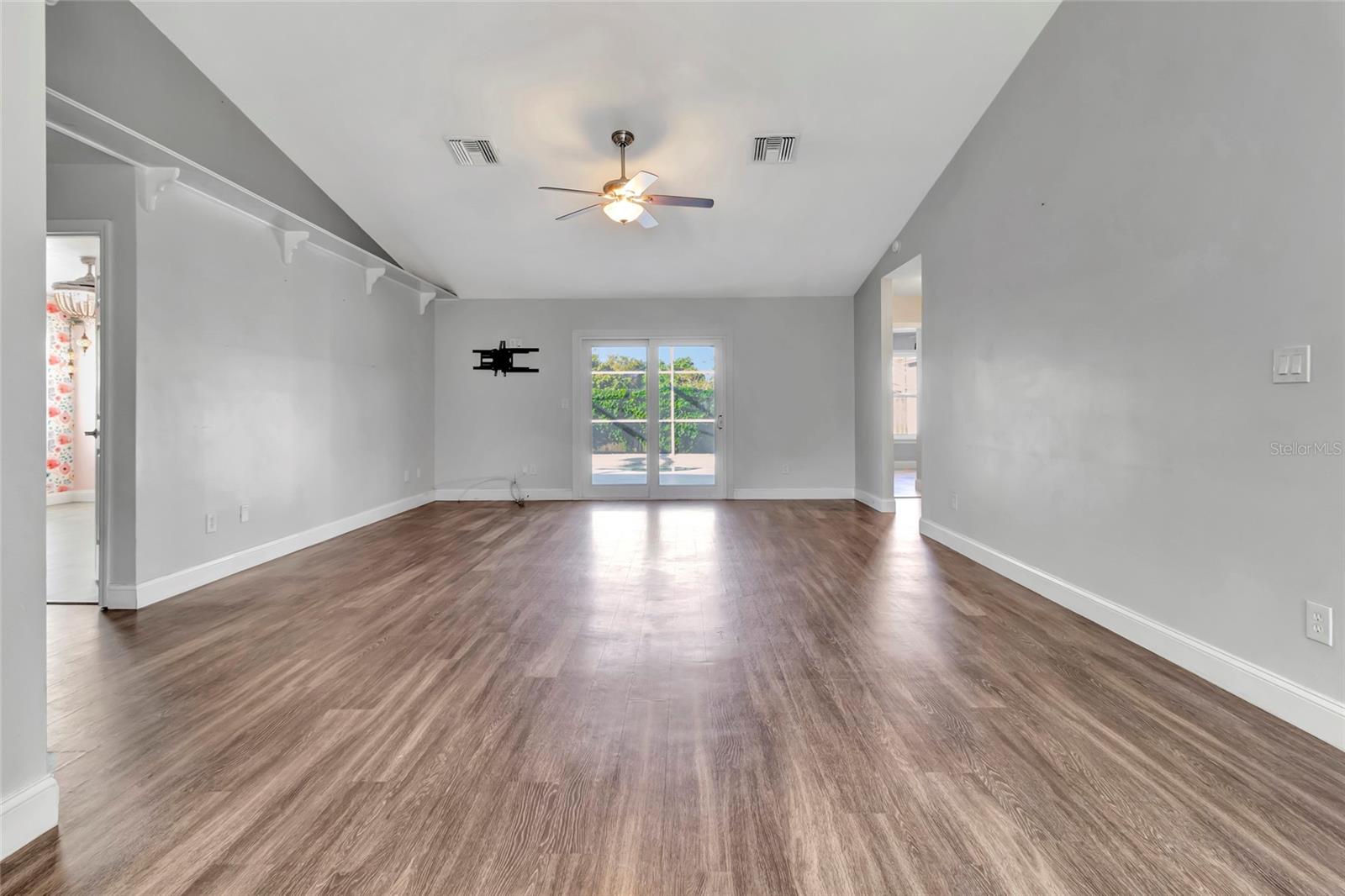 GARDENS THE - Residential