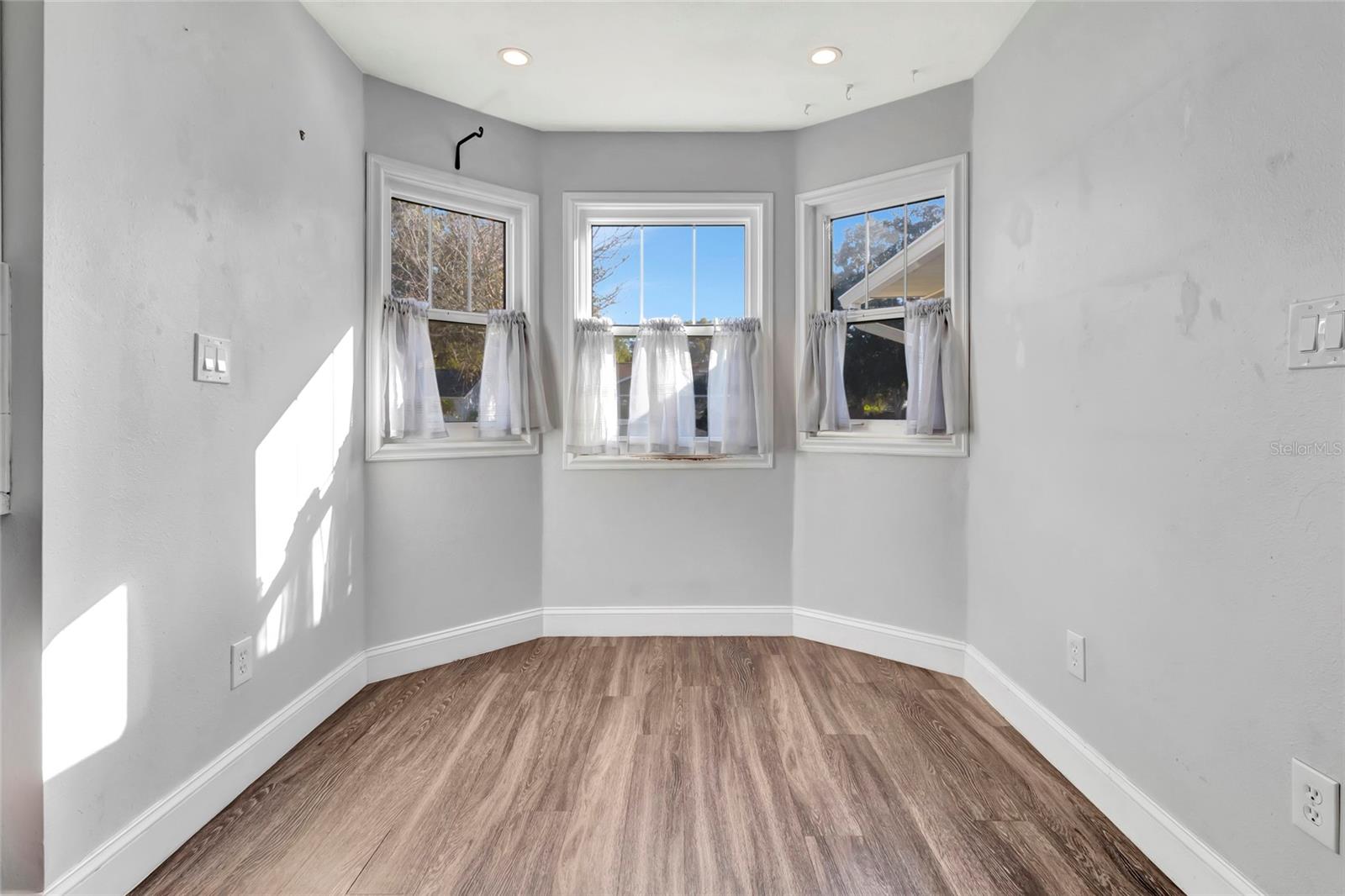 GARDENS THE - Residential