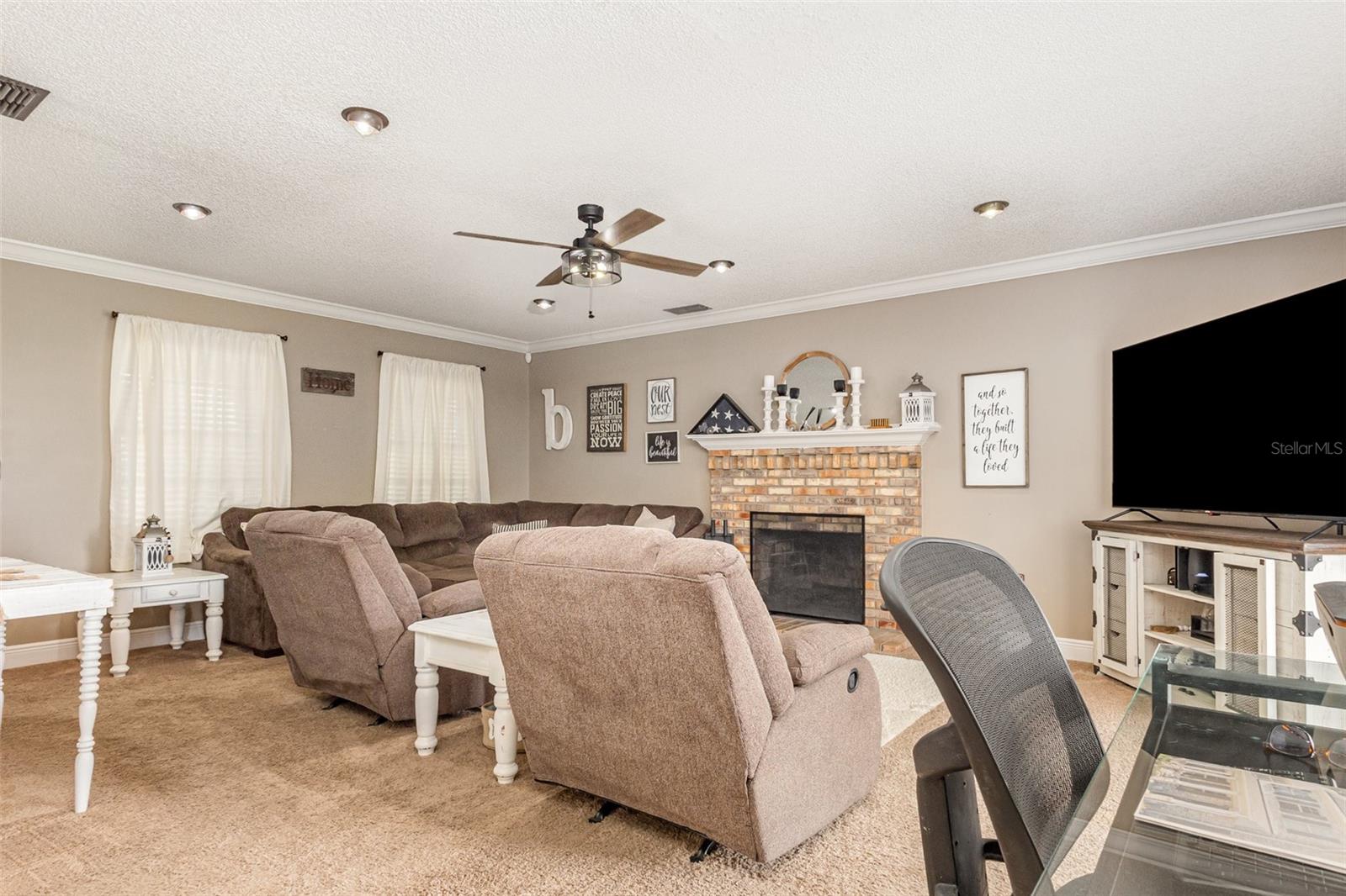 ARIETTA PALMS - Residential