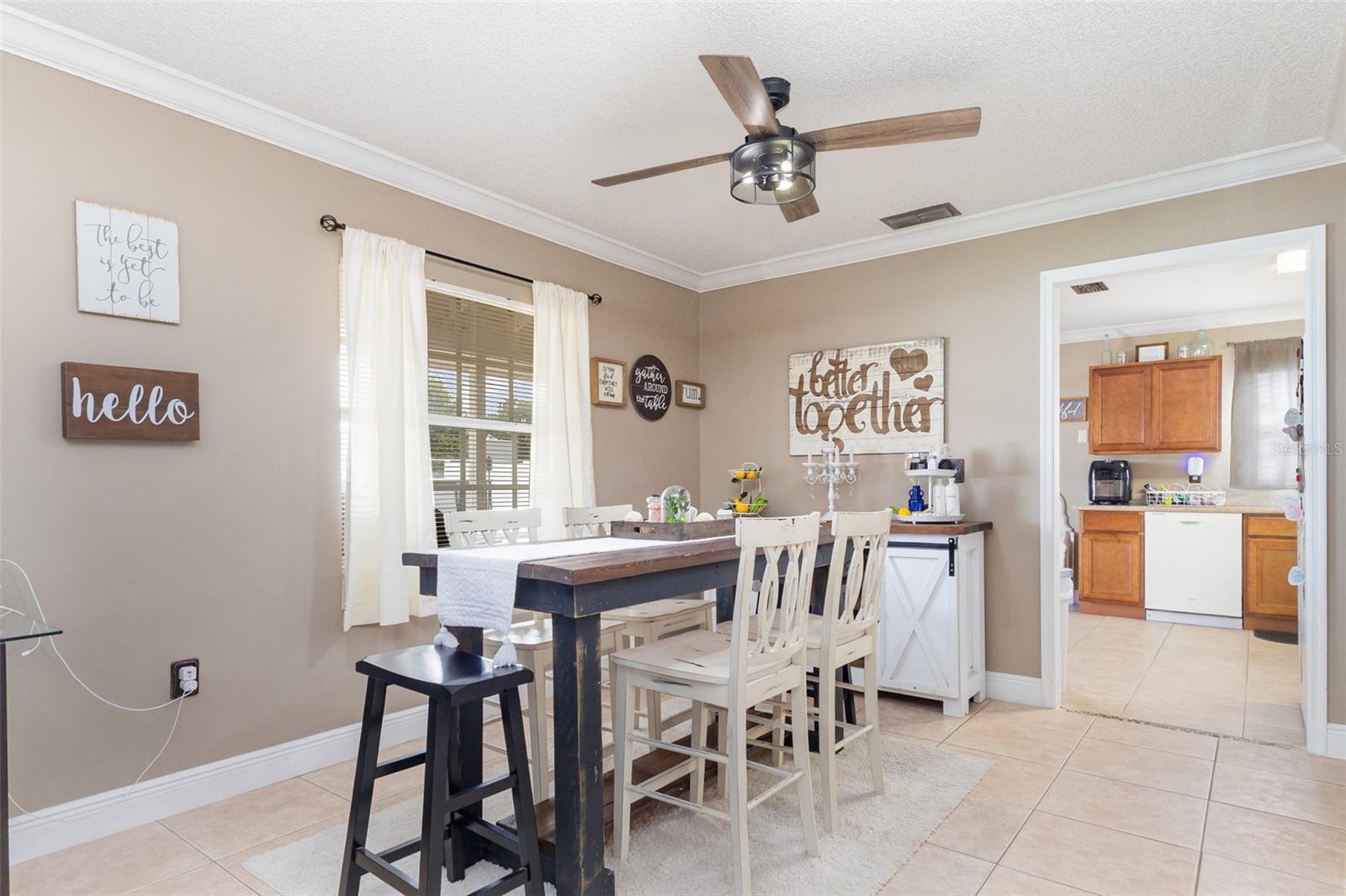 ARIETTA PALMS - Residential