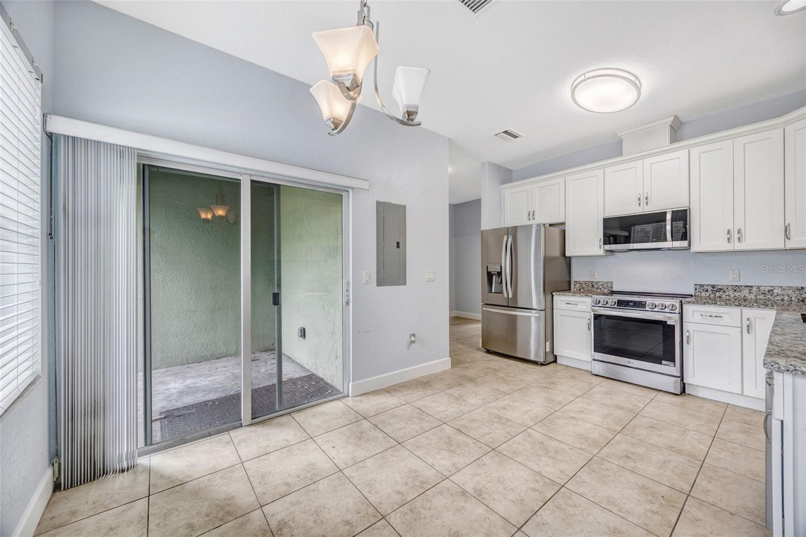 ALEXANDER WOODS TWNHM - Residential Lease
