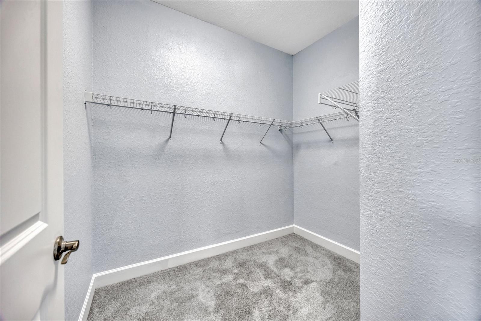 ALEXANDER WOODS TWNHM - Residential Lease
