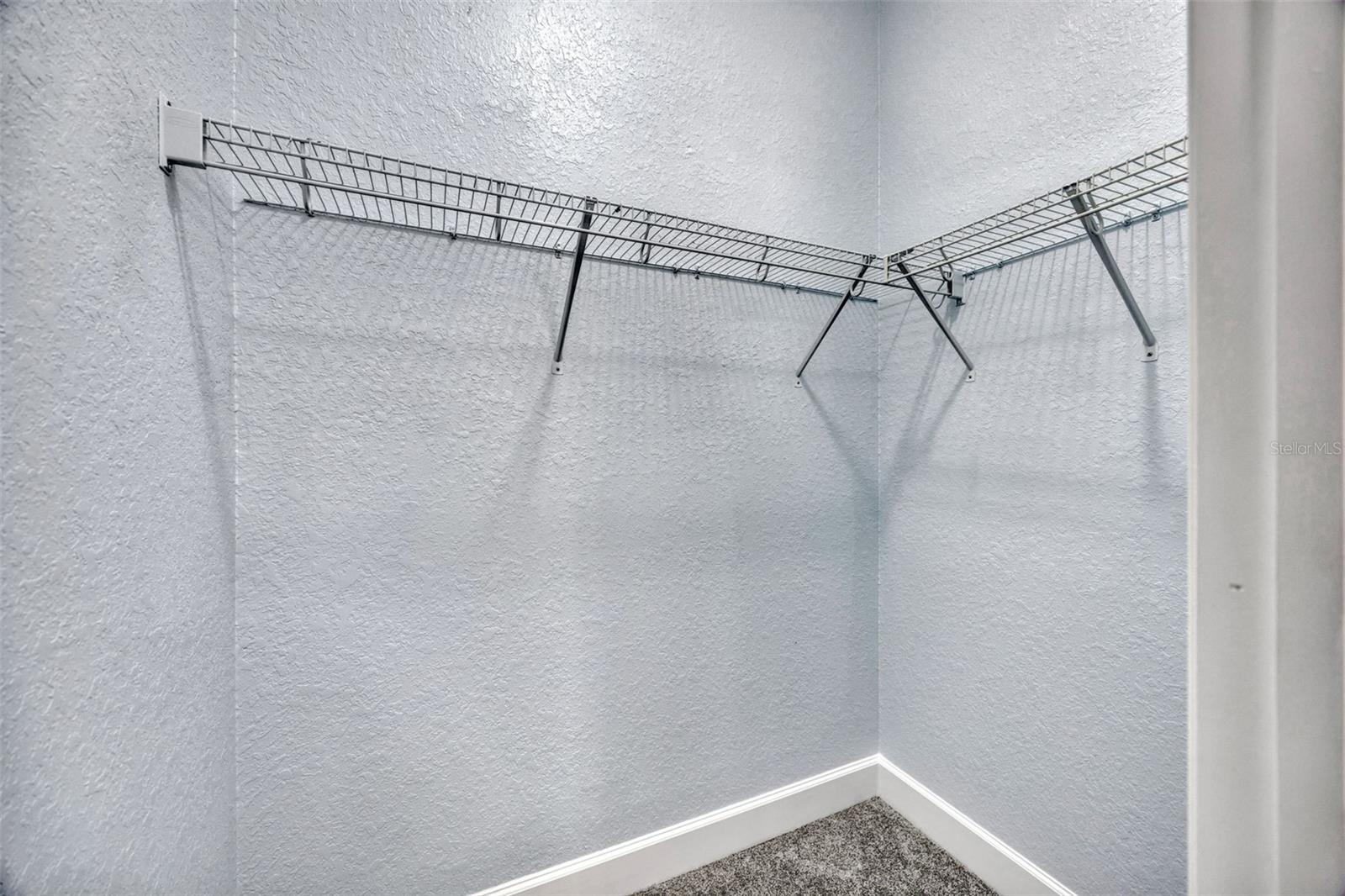 ALEXANDER WOODS TWNHM - Residential Lease