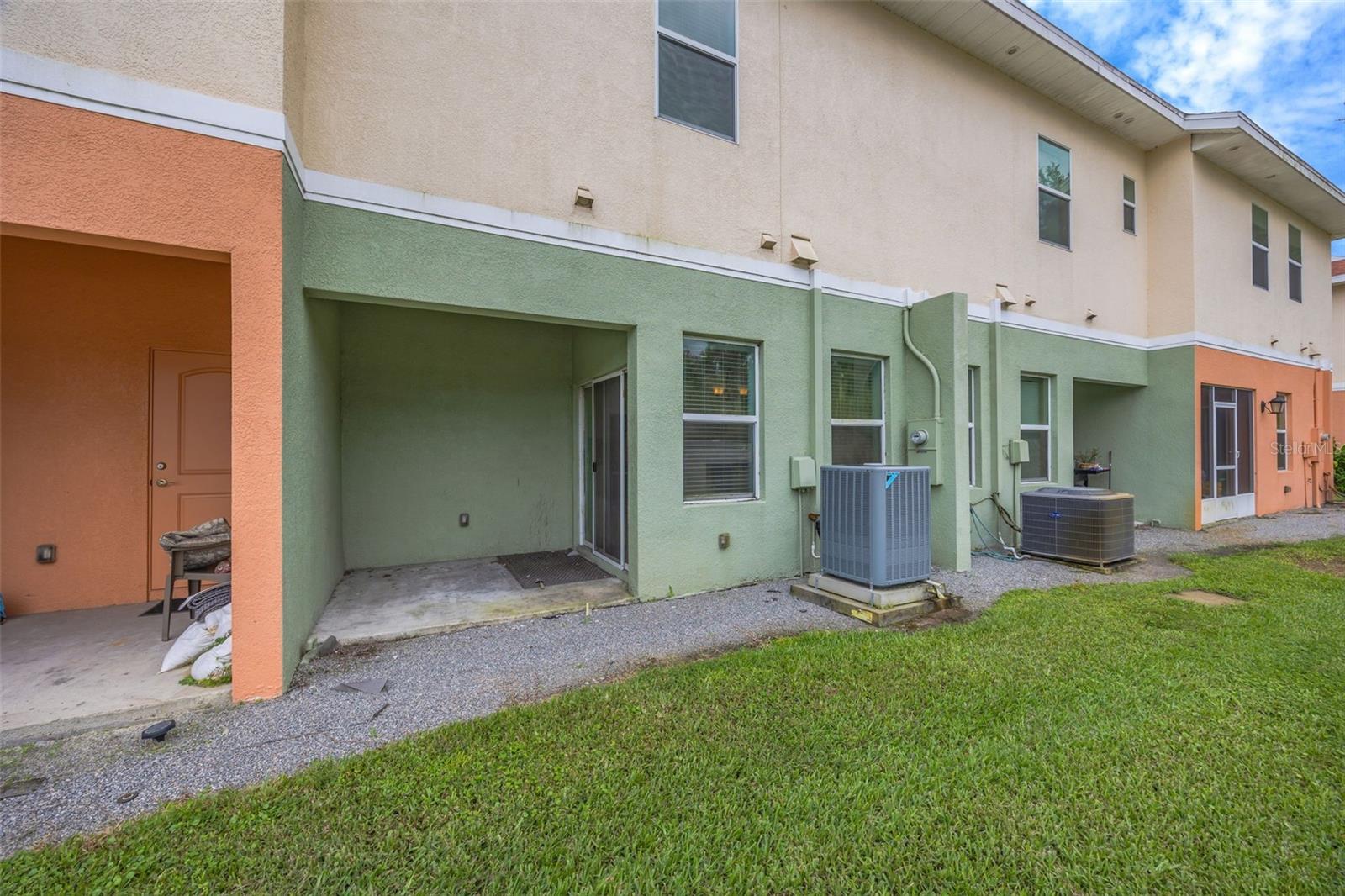 ALEXANDER WOODS TWNHM - Residential Lease