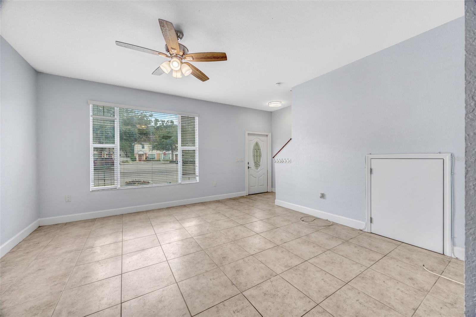 ALEXANDER WOODS TWNHM - Residential Lease