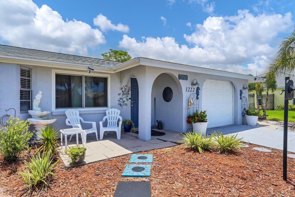 Photo of 1222 Pinebrook Way, Venice, FL 34285 (MLS # N6143921)