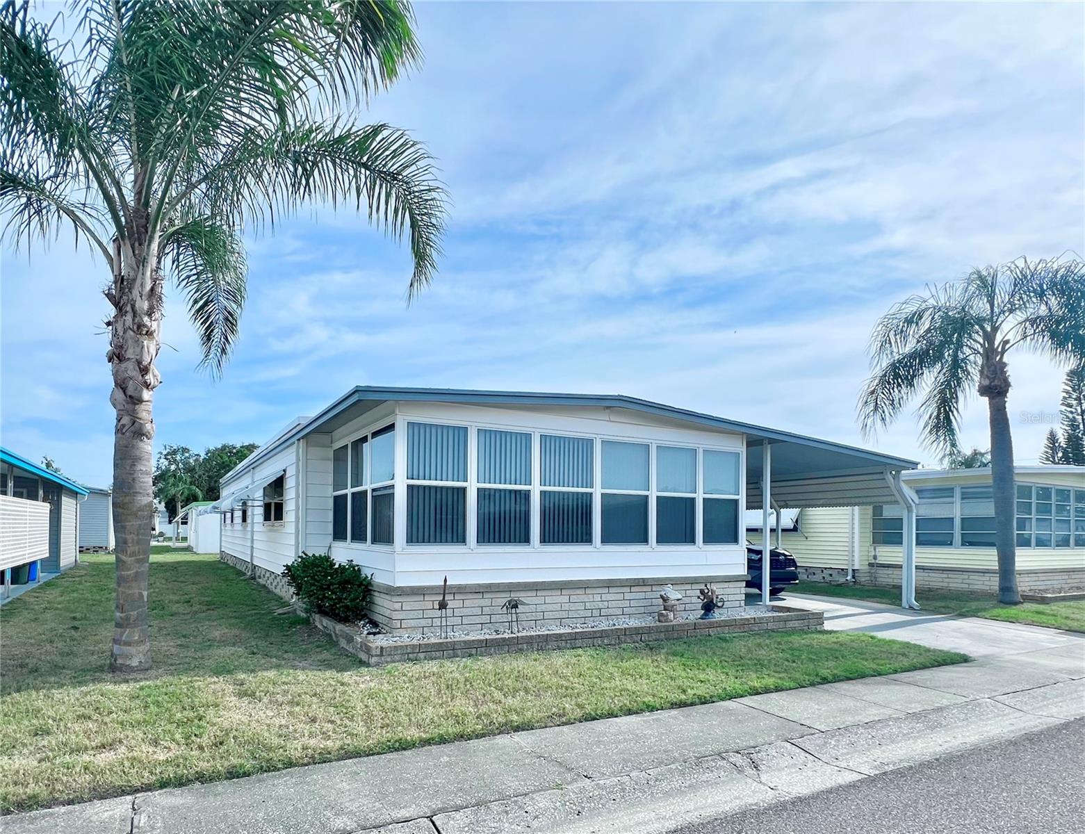 1100 BELCHER ROAD S 663