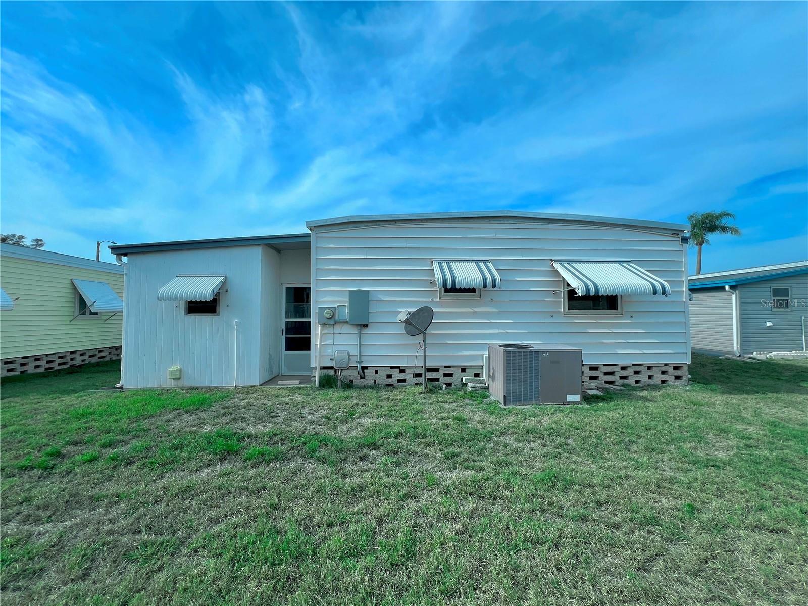 1100 BELCHER ROAD S 663