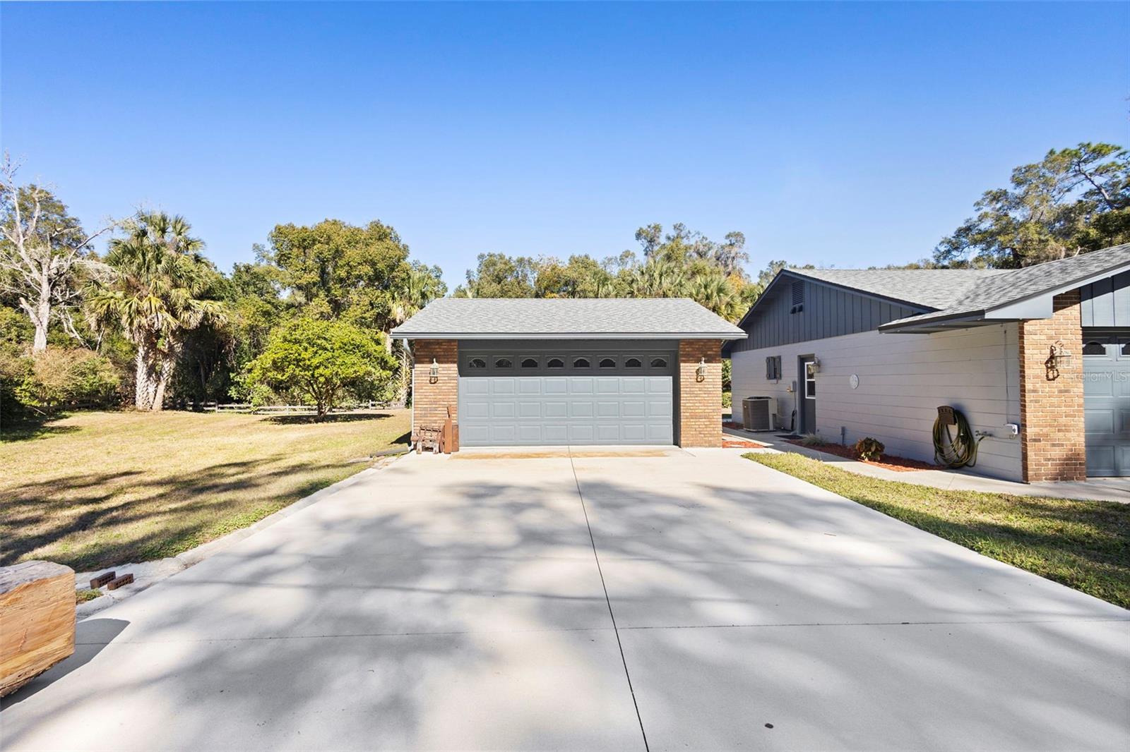 RYGATE - Residential